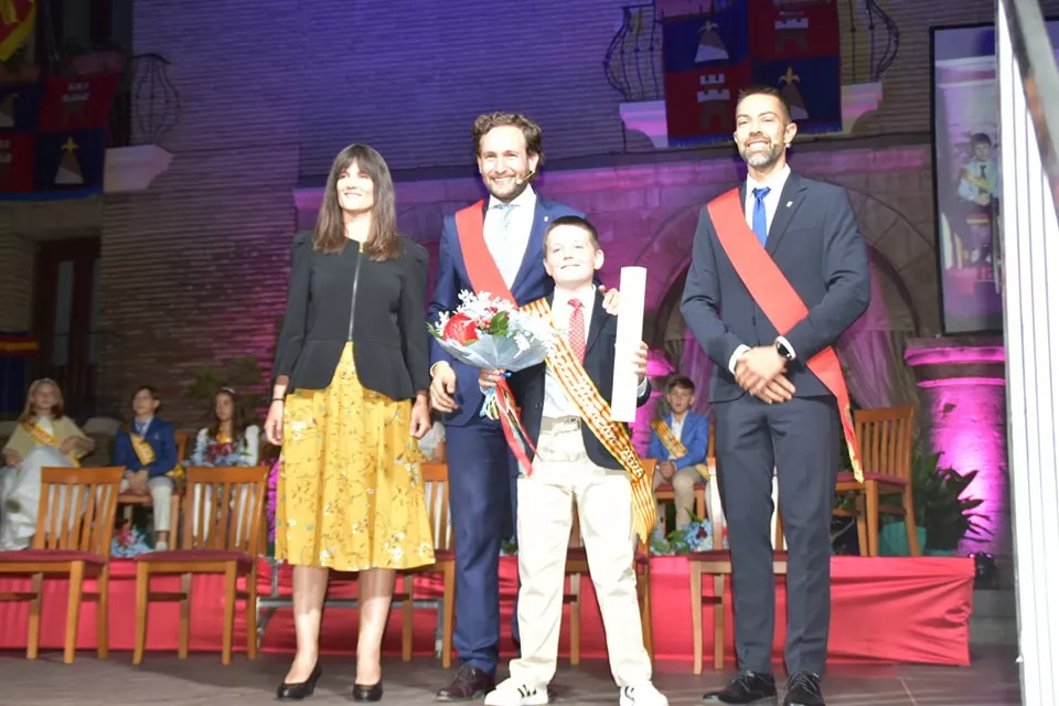 Presentación de las zagalas, zagaletas y zagaletes de San Mateo de Monzón y la lectura del pregón.