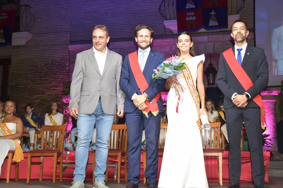 Presentación de las zagalas, zagaletas y zagaletes de San Mateo de Monzón y la lectura del pregón.