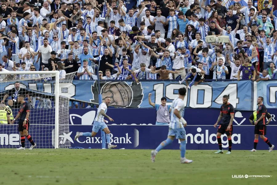Óscar Sielva, abatido tras el gol del Málaga. Foto LaLiga