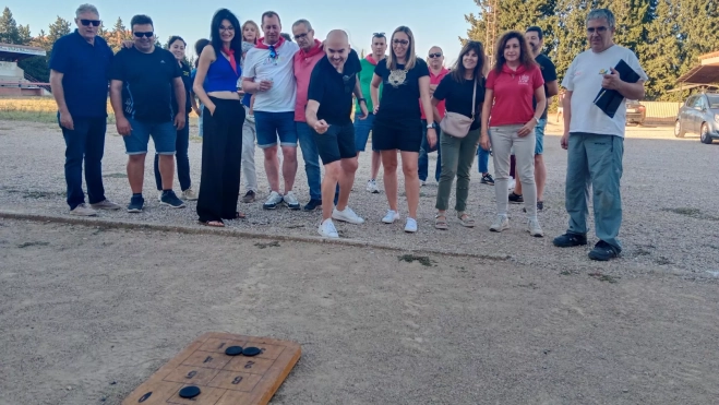 Juegos tradicionales en Lalueza, siete y medio. Juegos tradicionales en Lalueza, siete y medio.