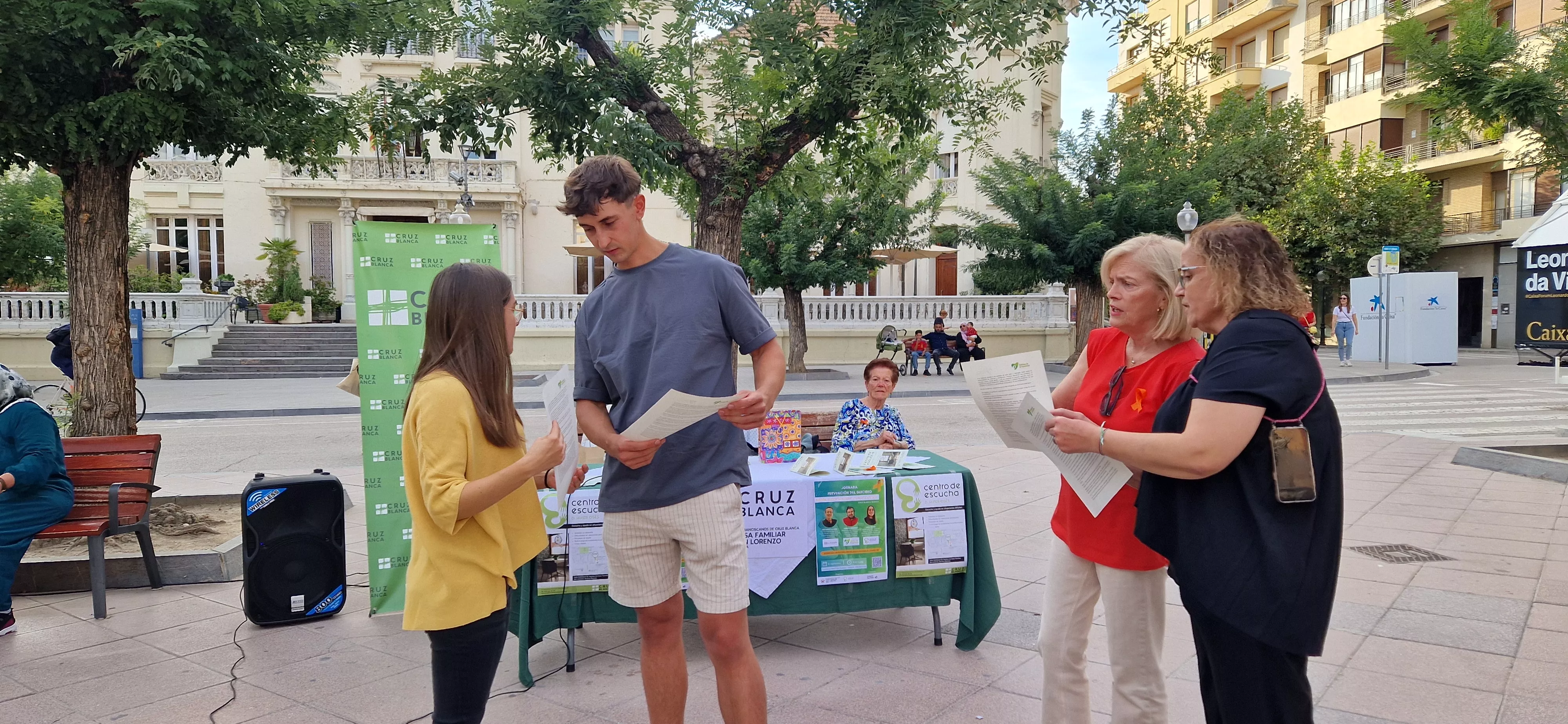Jornada sobre el suicidio organizada por el Centro de Escucha de Cruz Blanca. Foto Myriam Martínez