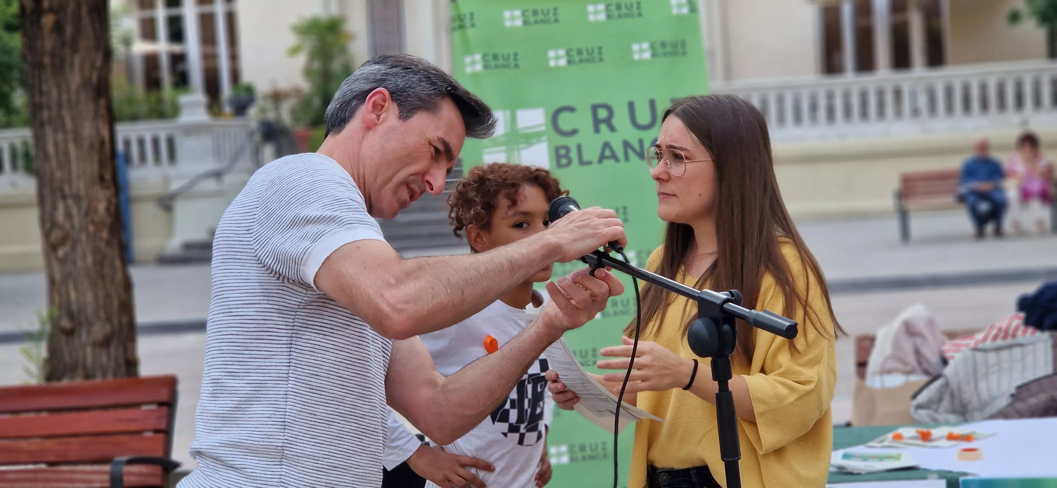 Jornada sobre el suicidio organizada por el Centro de Escucha de Cruz Blanca. Foto Myriam Martínez
