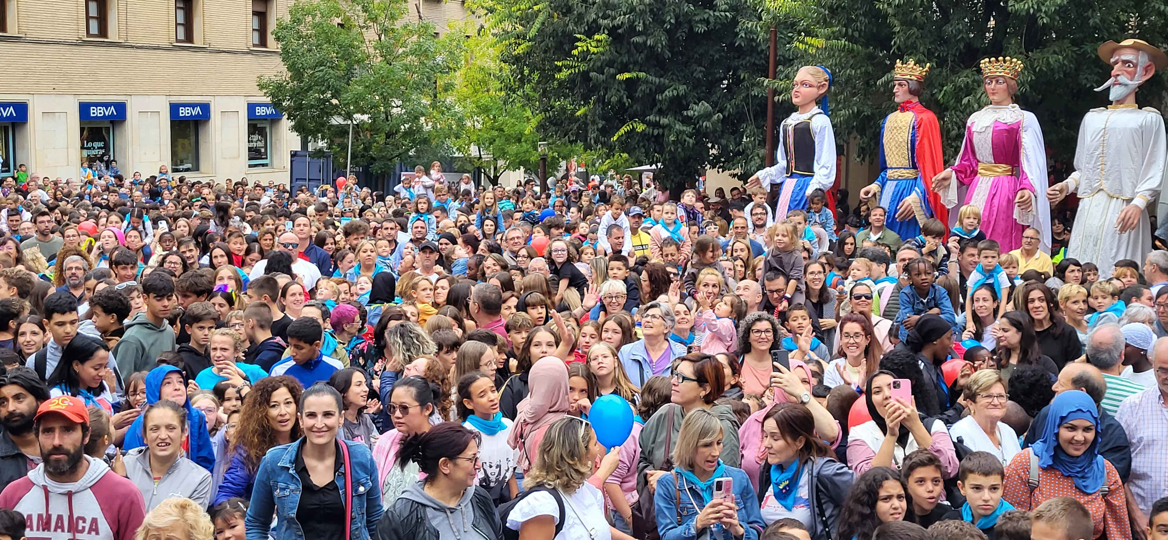 Codetazo infantil con el que Monzón ha iniciado las fiestas de San Mateo 2024. Foto Mercedes Manterola