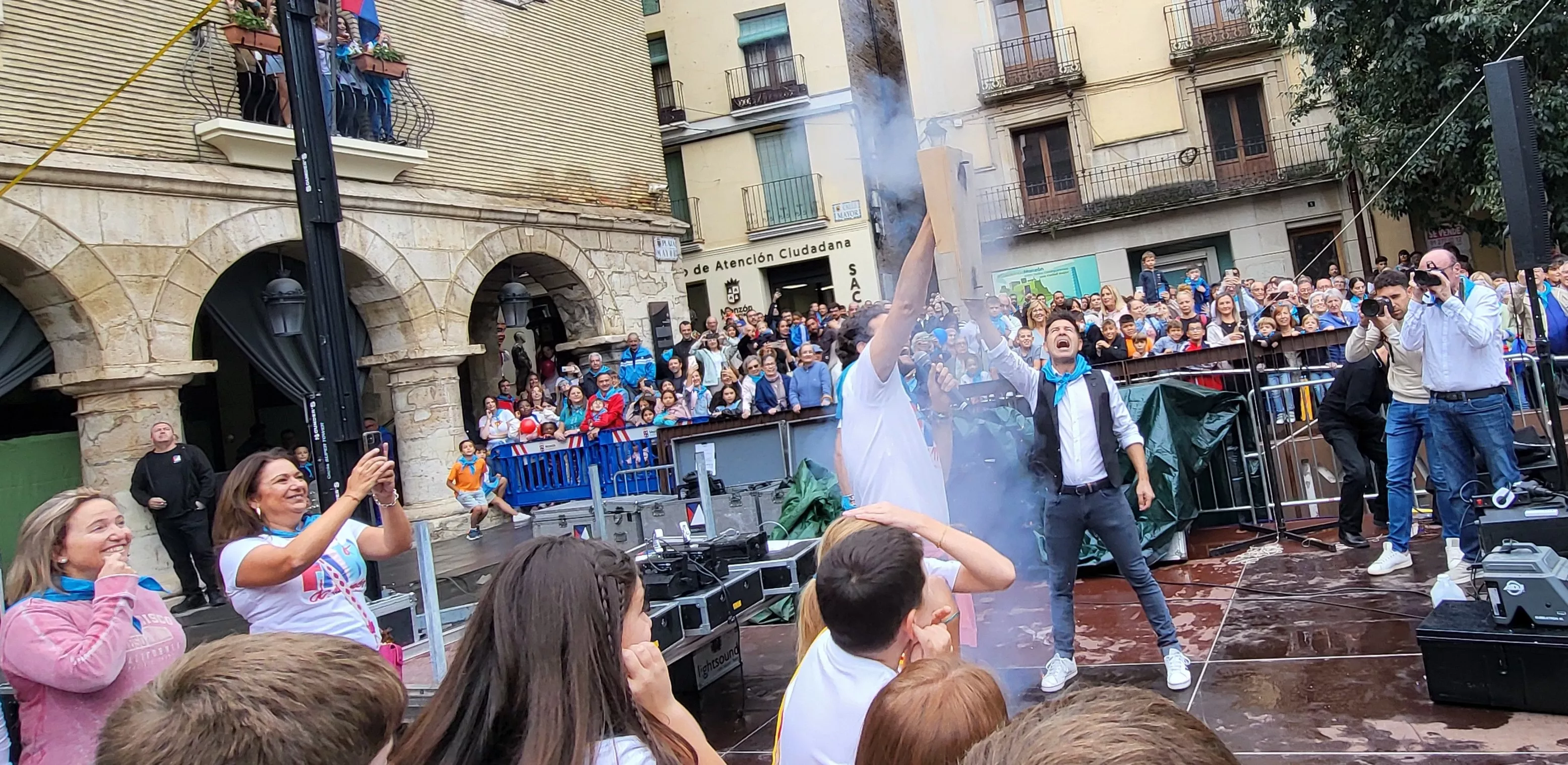 Codetazo infantil con el que Monzón ha iniciado las fiestas de San Mateo 2024. Foto Mercedes Manterola