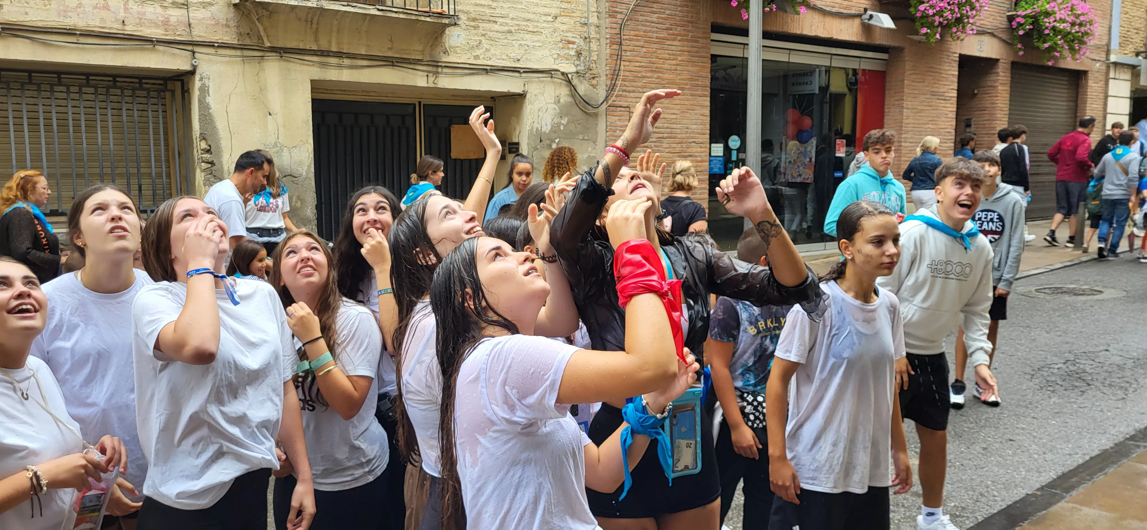 Codetazo infantil con el que Monzón ha iniciado las fiestas de San Mateo 2024. Foto Mercedes Manterola