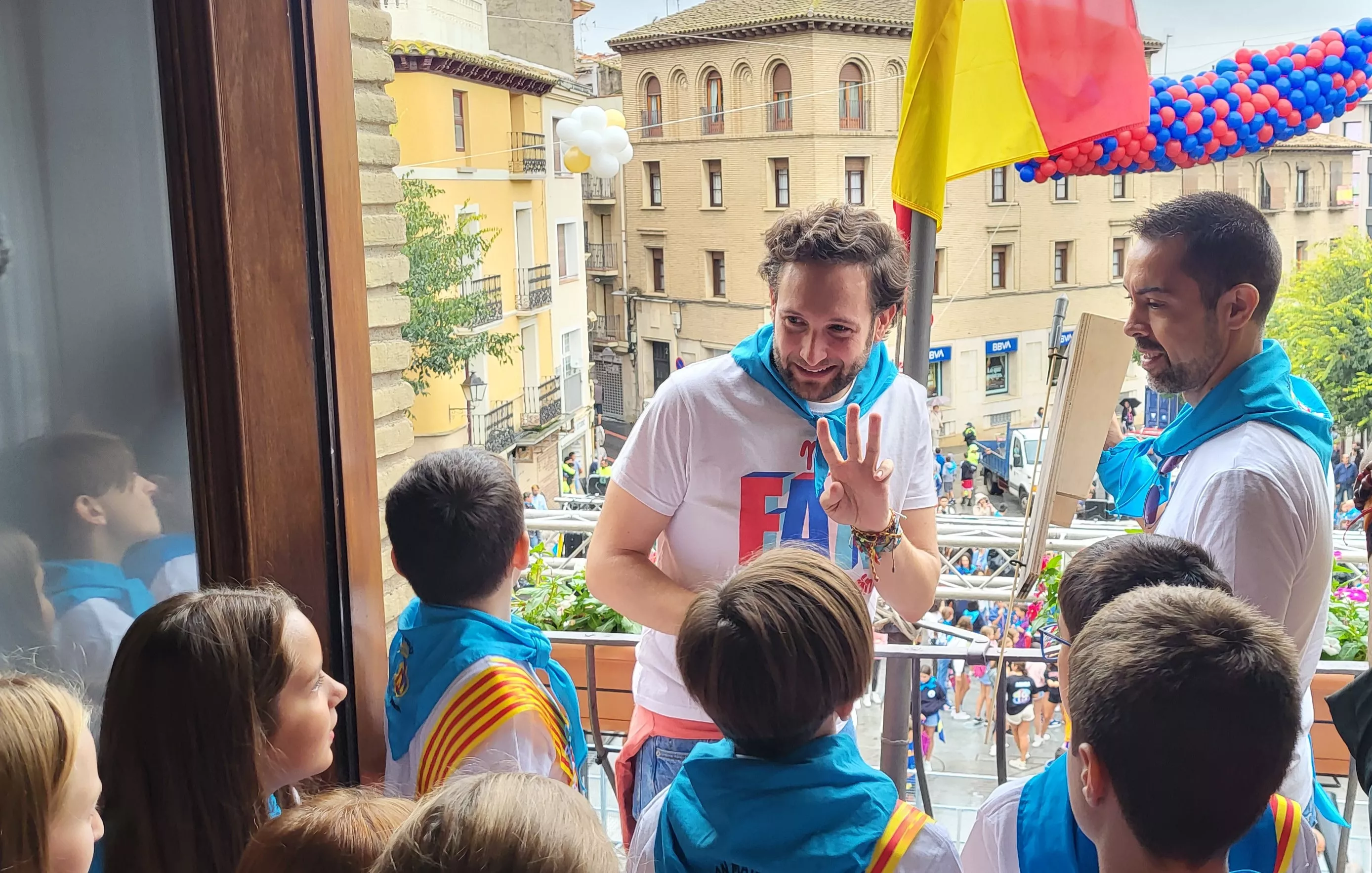 Codetazo infantil con el que Monzón ha iniciado las fiestas de San Mateo 2024. Foto Mercedes Manterola