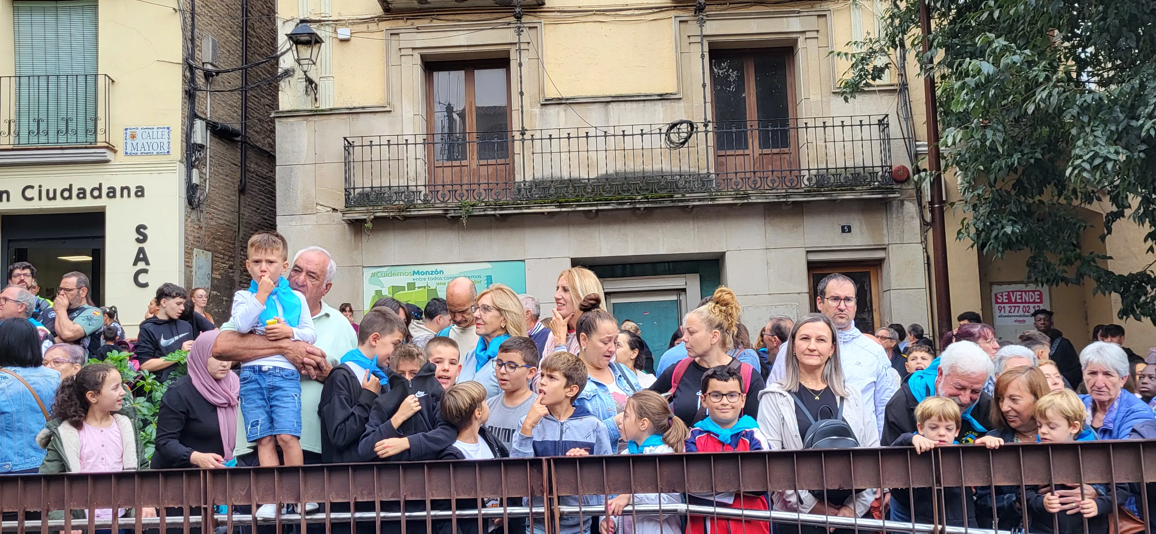Codetazo infantil con el que Monzón ha iniciado las fiestas de San Mateo 2024. Foto Mercedes Manterola