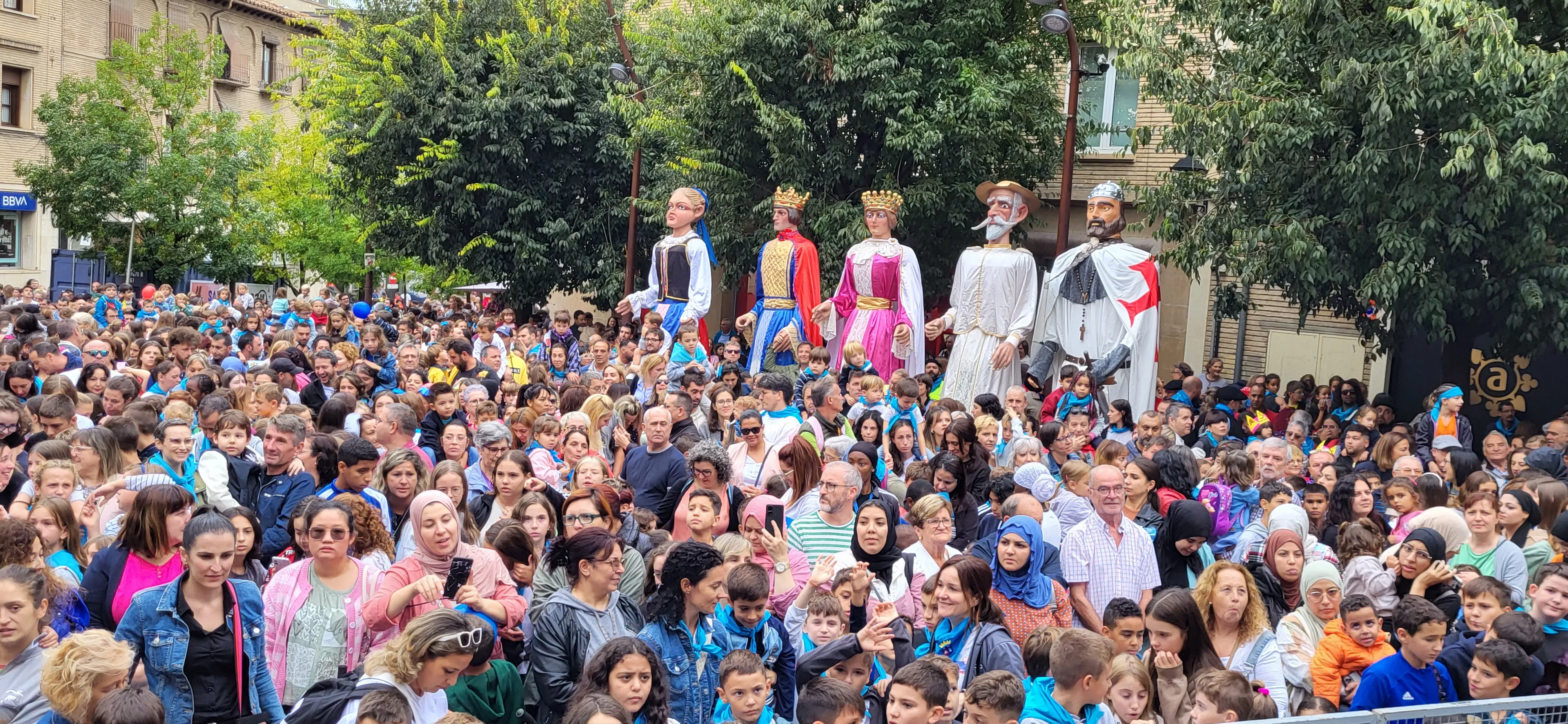 Codetazo infantil con el que Monzón ha iniciado las fiestas de San Mateo 2024. Foto Mercedes Manterola