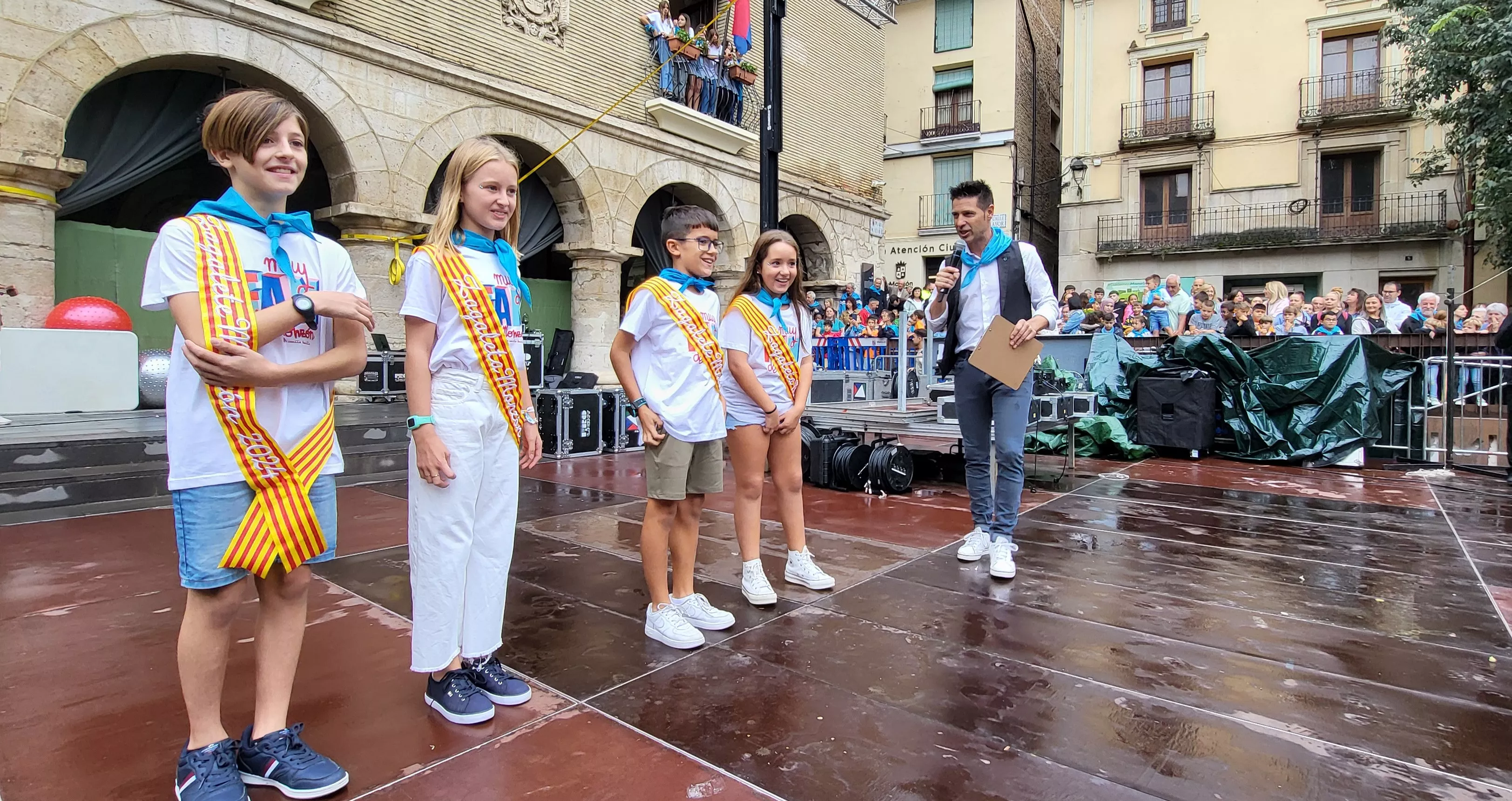 Codetazo infantil con el que Monzón ha iniciado las fiestas de San Mateo 2024. Foto Mercedes Manterola