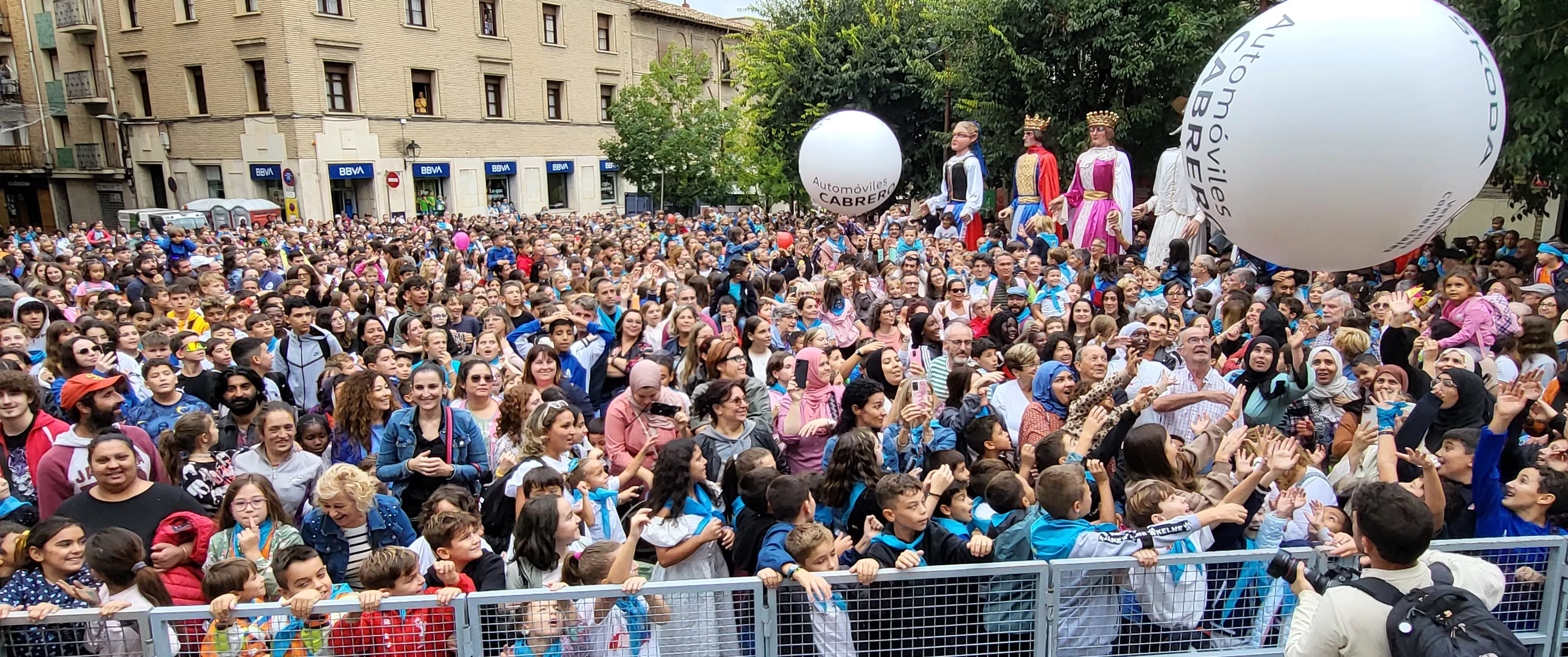 Codetazo infantil con el que Monzón ha iniciado las fiestas de San Mateo 2024. Foto Mercedes Manterola
