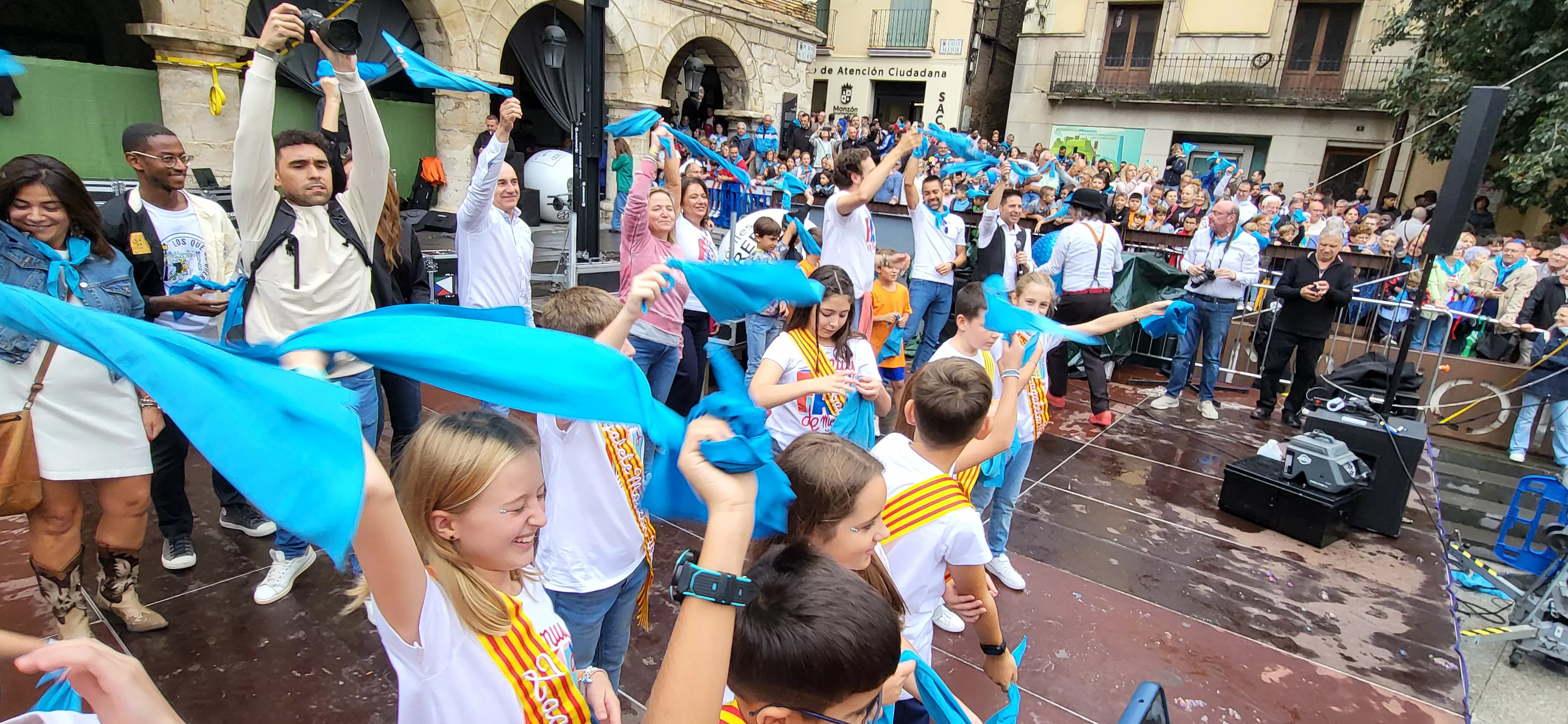 Codetazo infantil con el que Monzón ha iniciado las fiestas de San Mateo 2024. Foto Mercedes Manterola