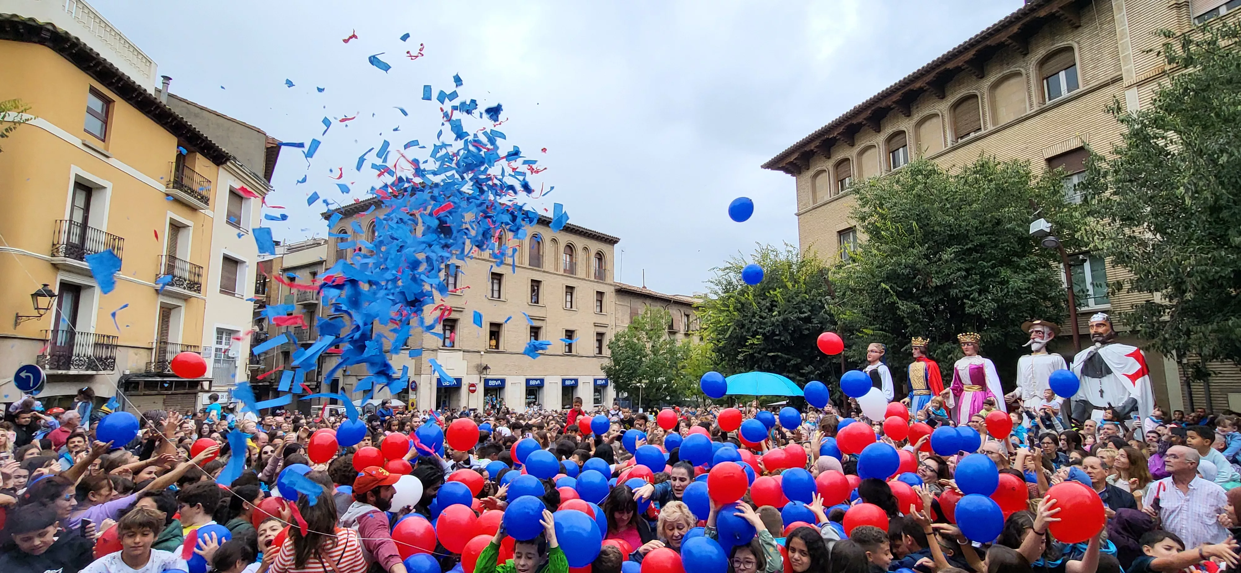 Codetazo infantil con el que Monzón ha iniciado las fiestas de San Mateo 2024. Foto Mercedes Manterola