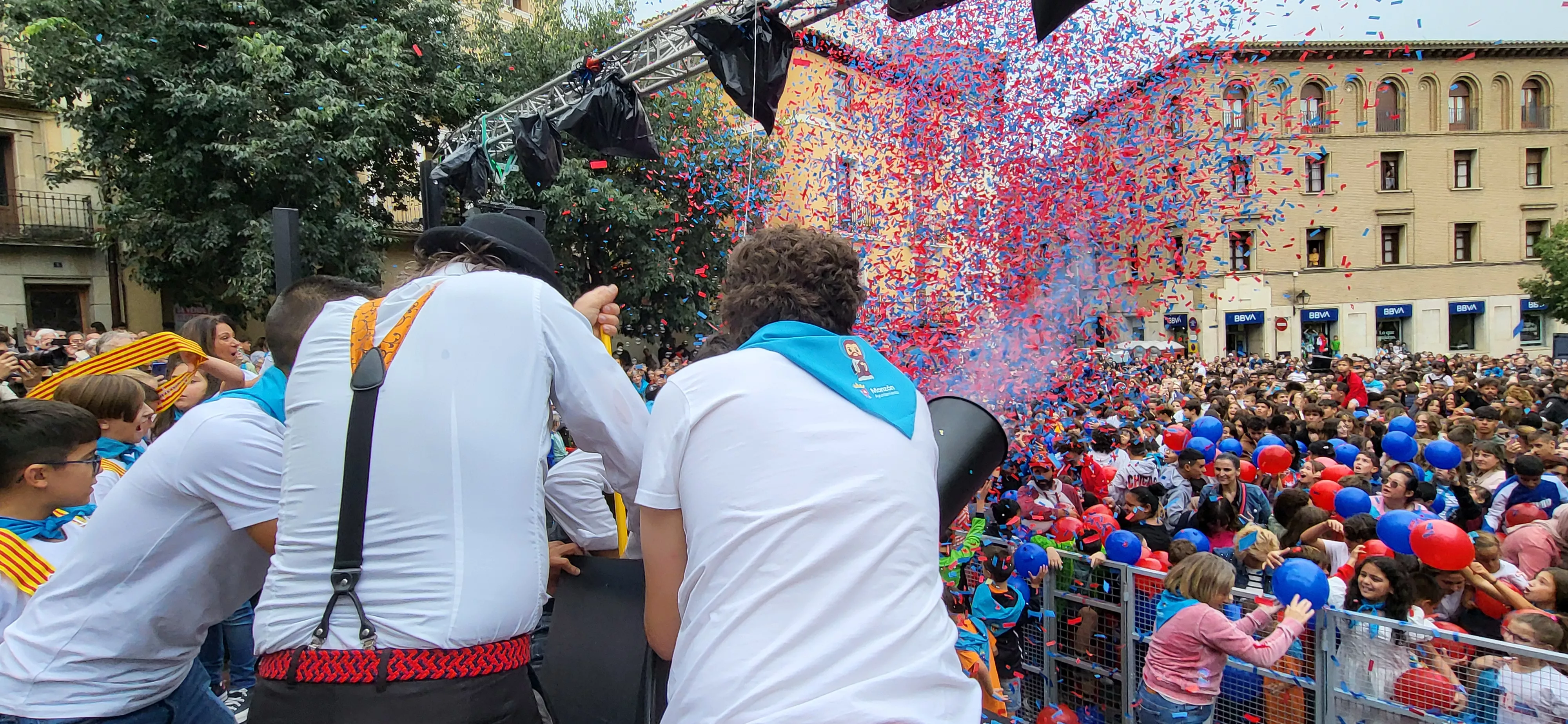 Codetazo infantil con el que Monzón ha iniciado las fiestas de San Mateo 2024. Foto Mercedes Manterola