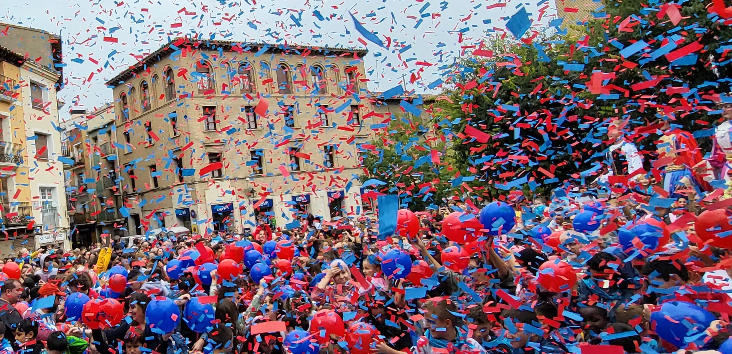 Codetazo infantil con el que Monzón ha iniciado las fiestas de San Mateo 2024. Foto Mercedes Manterola