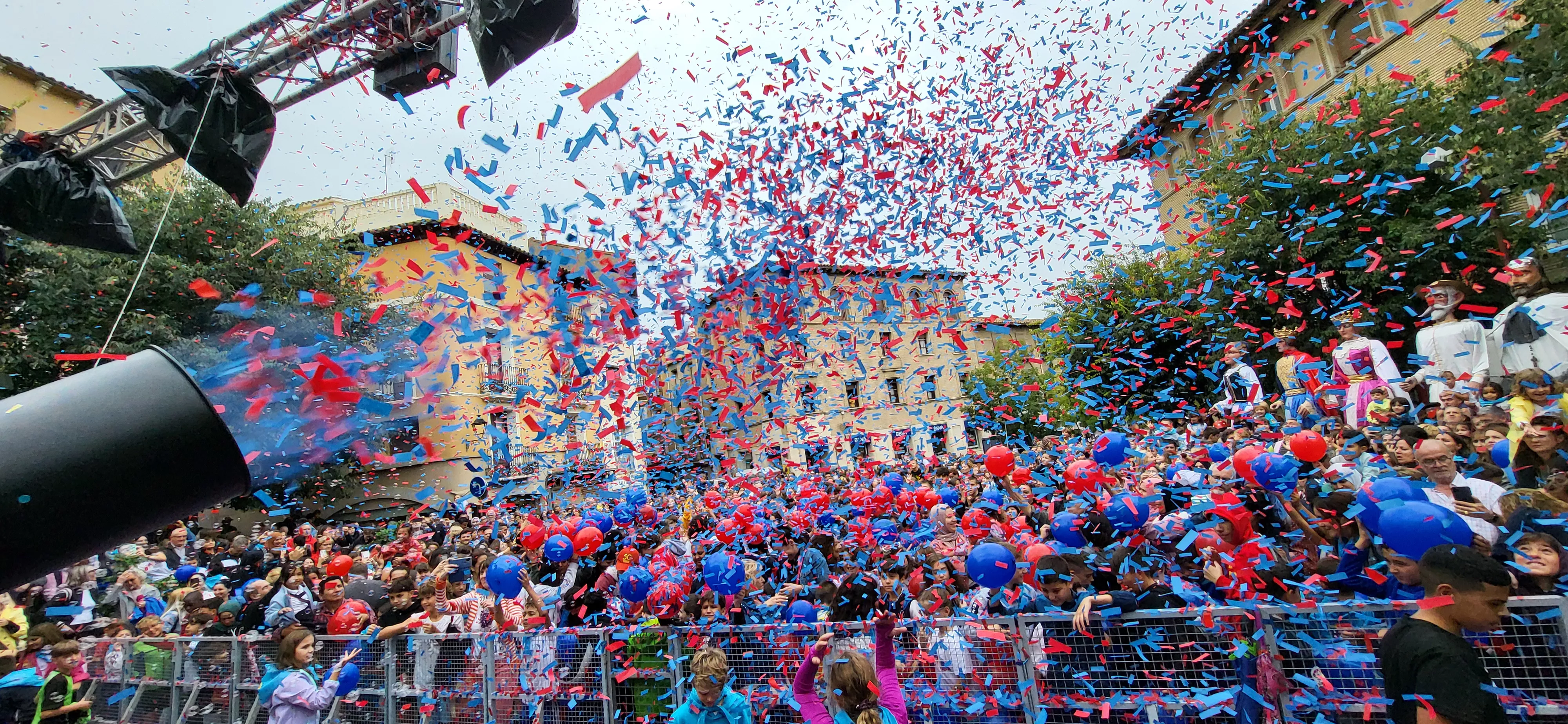 Codetazo infantil con el que Monzón ha iniciado las fiestas de San Mateo 2024. Foto Mercedes Manterola