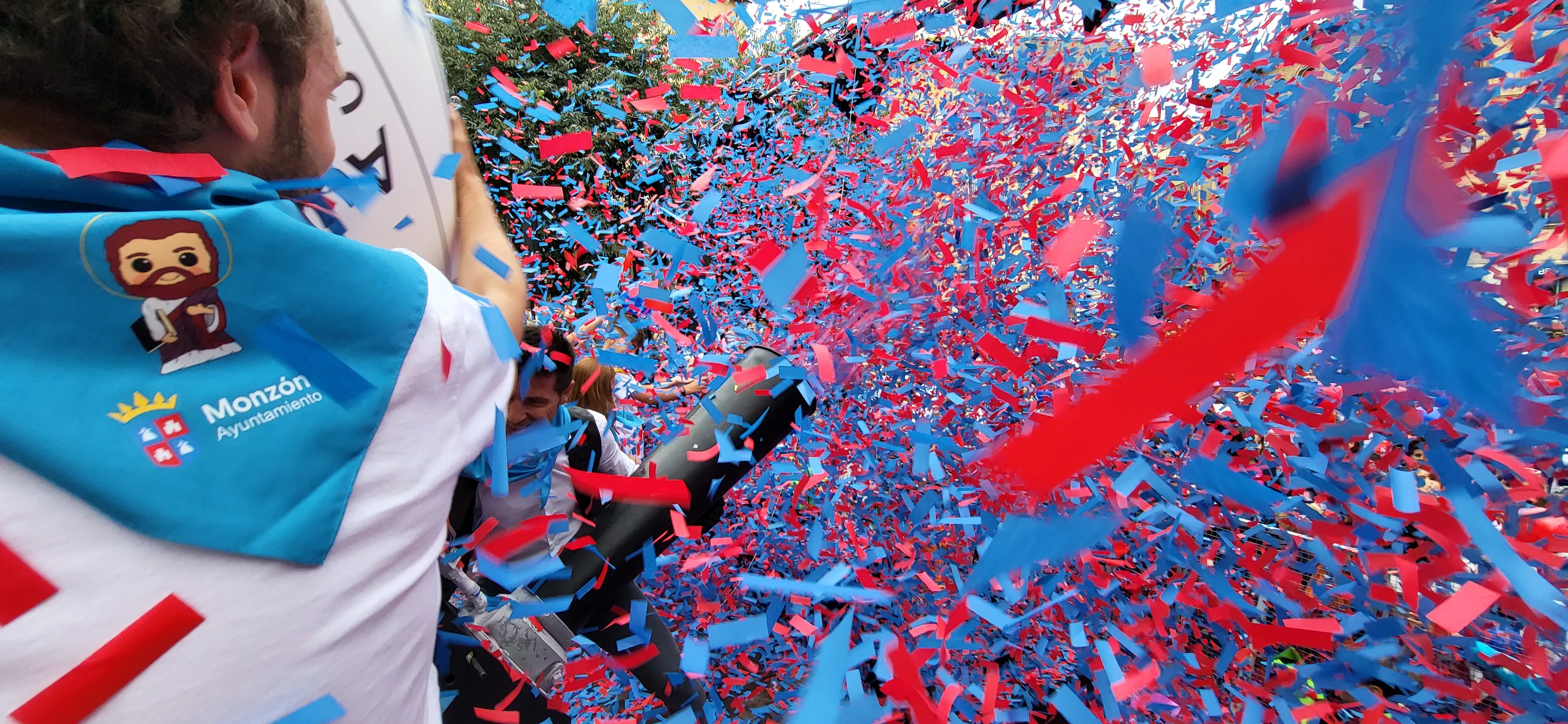 Codetazo infantil con el que Monzón ha iniciado las fiestas de San Mateo 2024. Foto Mercedes Manterola