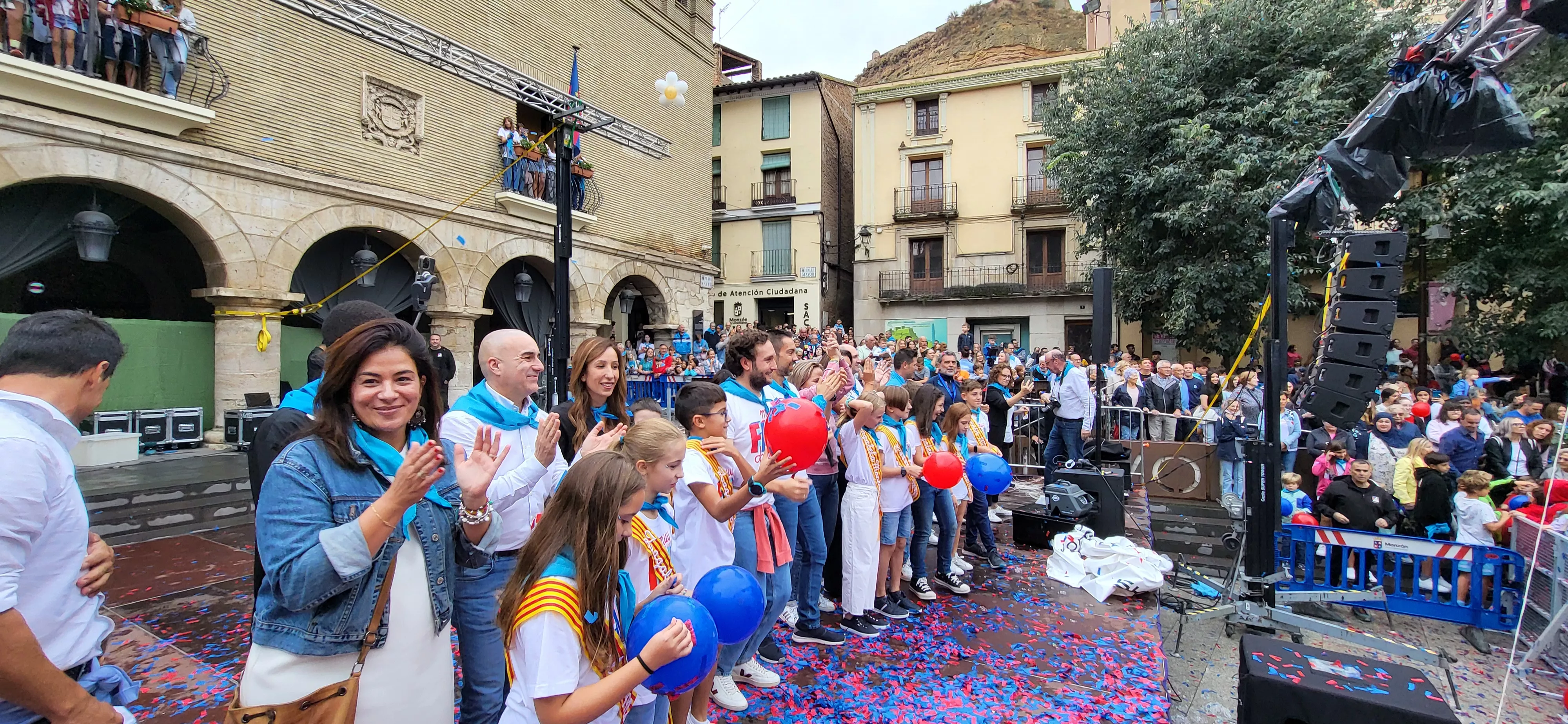 Codetazo infantil con el que Monzón ha iniciado las fiestas de San Mateo 2024. Foto Mercedes Manterola