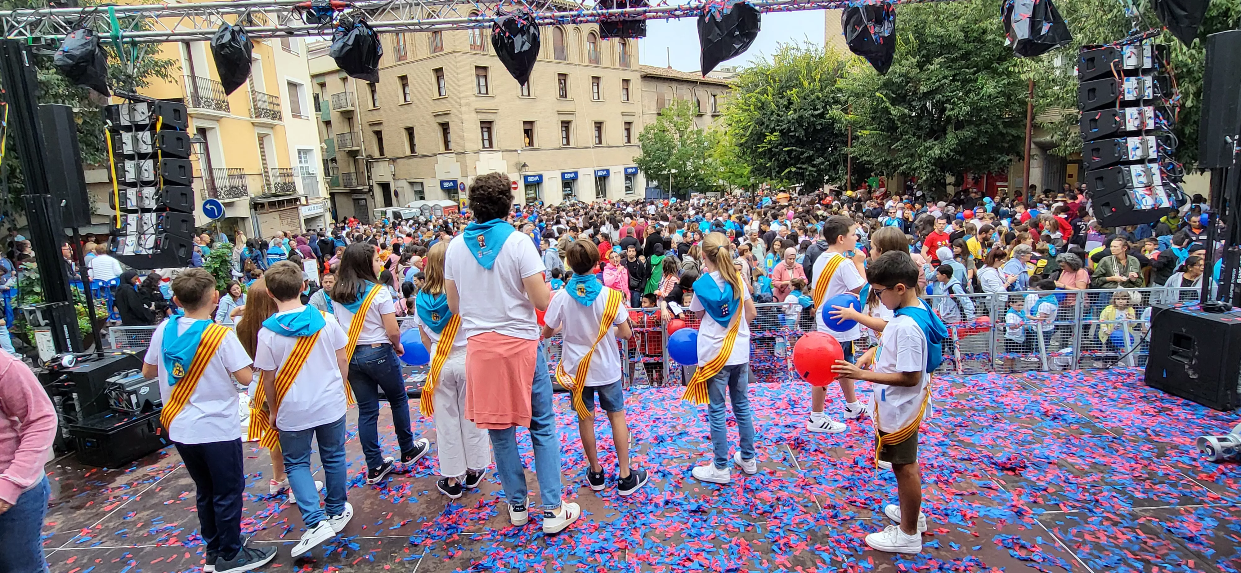 Codetazo infantil con el que Monzón ha iniciado las fiestas de San Mateo 2024. Foto Mercedes Manterola