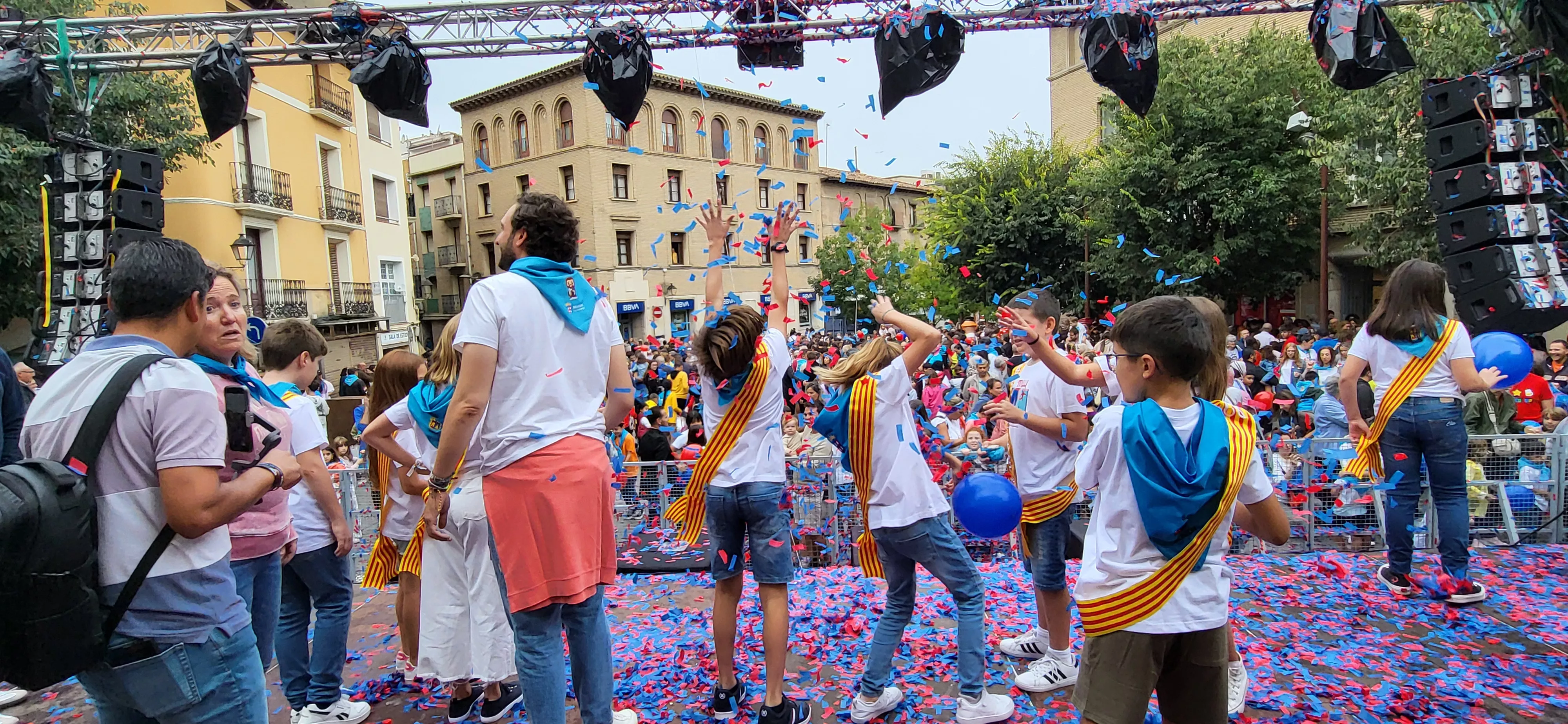 Codetazo infantil con el que Monzón ha iniciado las fiestas de San Mateo 2024. Foto Mercedes Manterola
