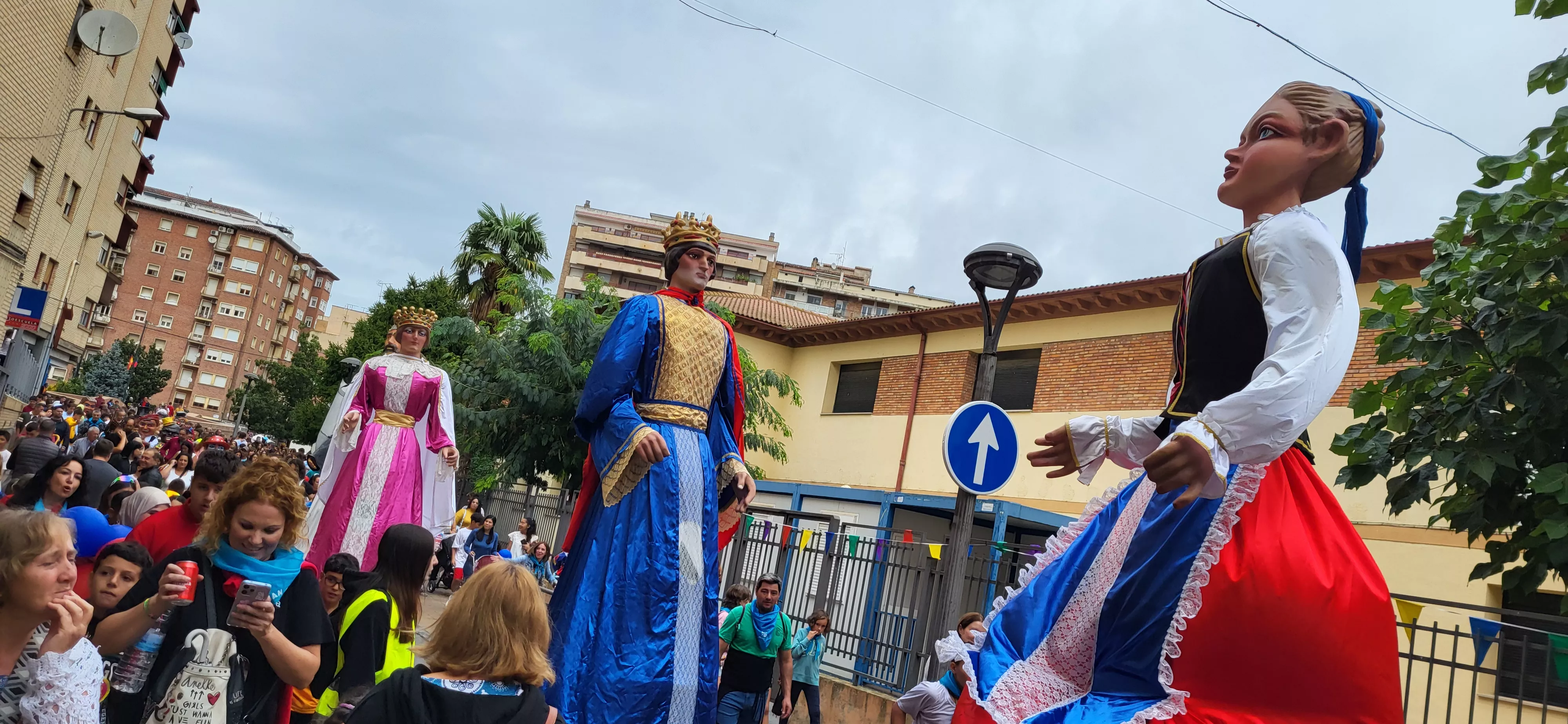 Codetazo infantil con el que Monzón ha iniciado las fiestas de San Mateo 2024. Foto Mercedes Manterola