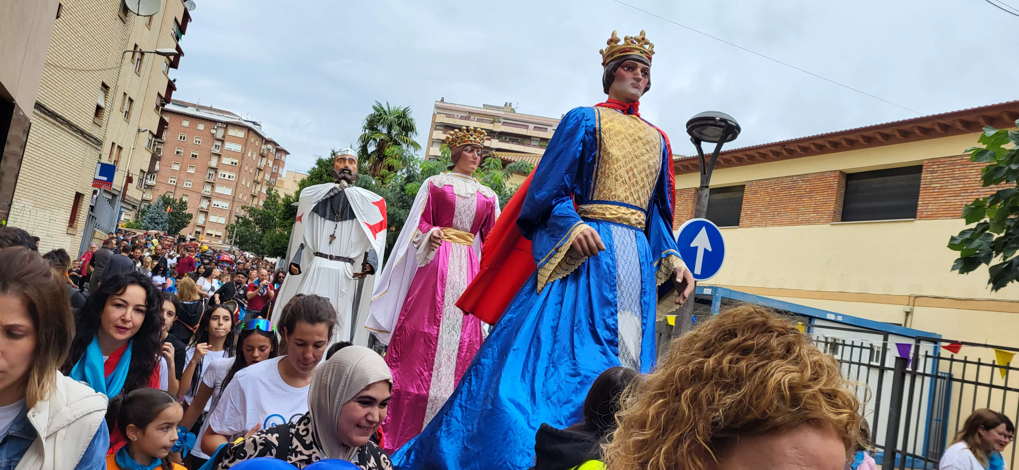 Codetazo infantil con el que Monzón ha iniciado las fiestas de San Mateo 2024. Foto Mercedes Manterola