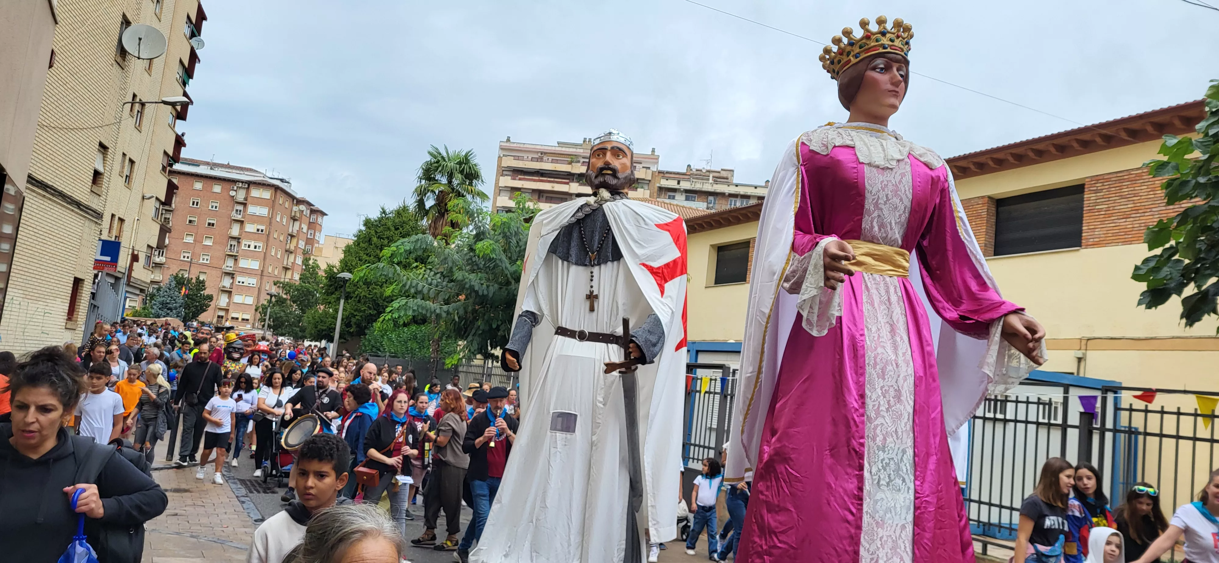Codetazo infantil con el que Monzón ha iniciado las fiestas de San Mateo 2024. Foto Mercedes Manterola