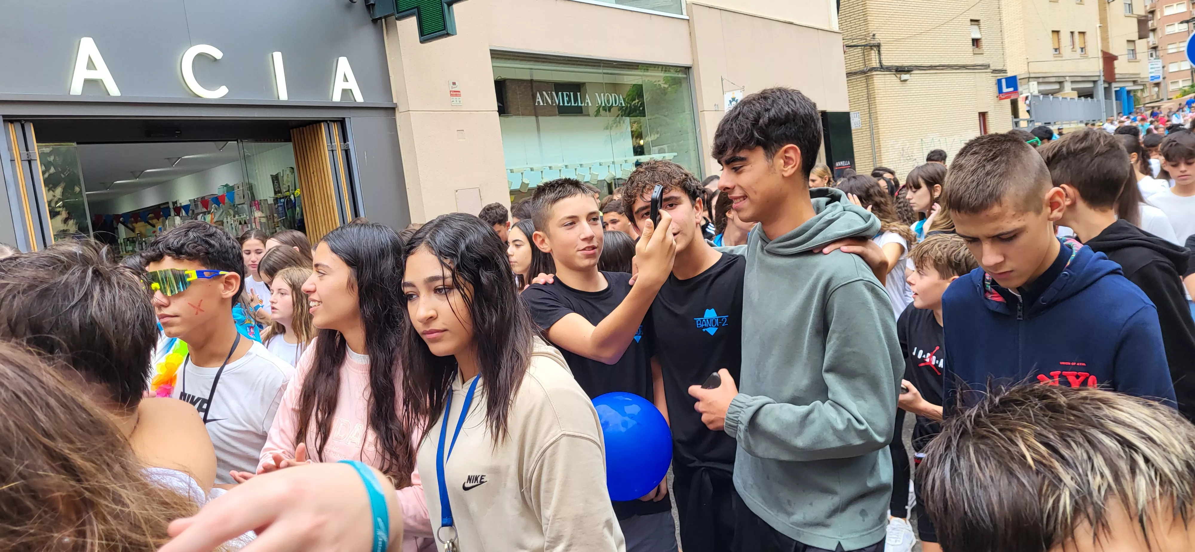Codetazo infantil con el que Monzón ha iniciado las fiestas de San Mateo 2024. Foto Mercedes Manterola