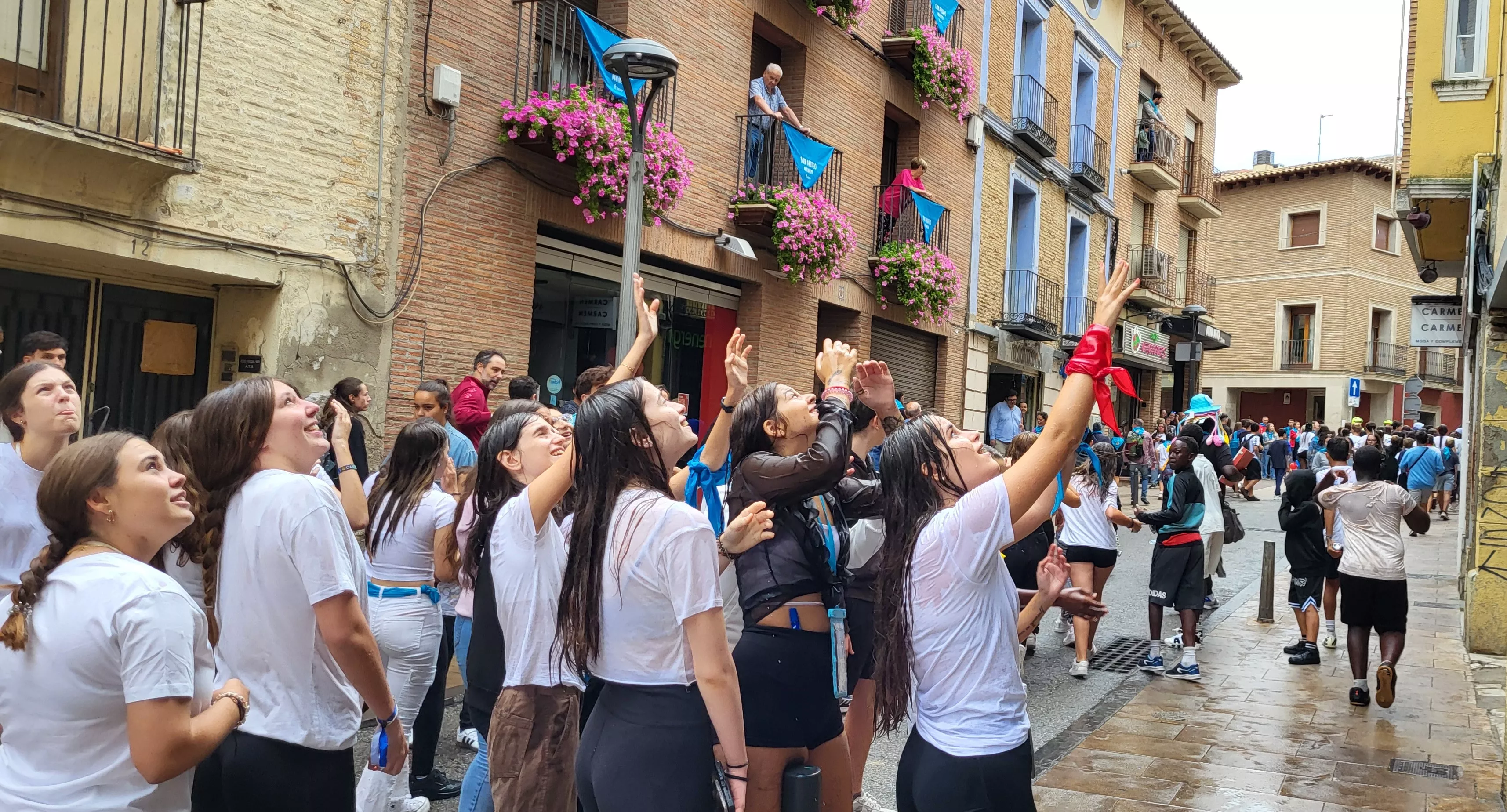 Codetazo infantil con el que Monzón ha iniciado las fiestas de San Mateo 2024. Foto Mercedes Manterola