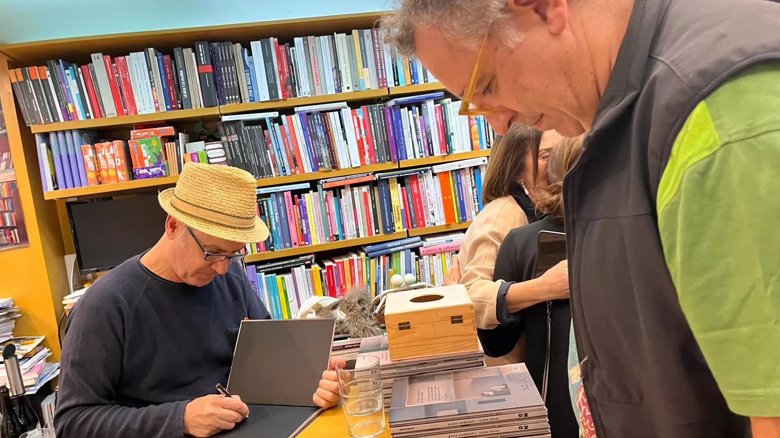 Presentación del libro No de Isidro Ferrer en la librería Anónima. Foto Mercedes Manterola