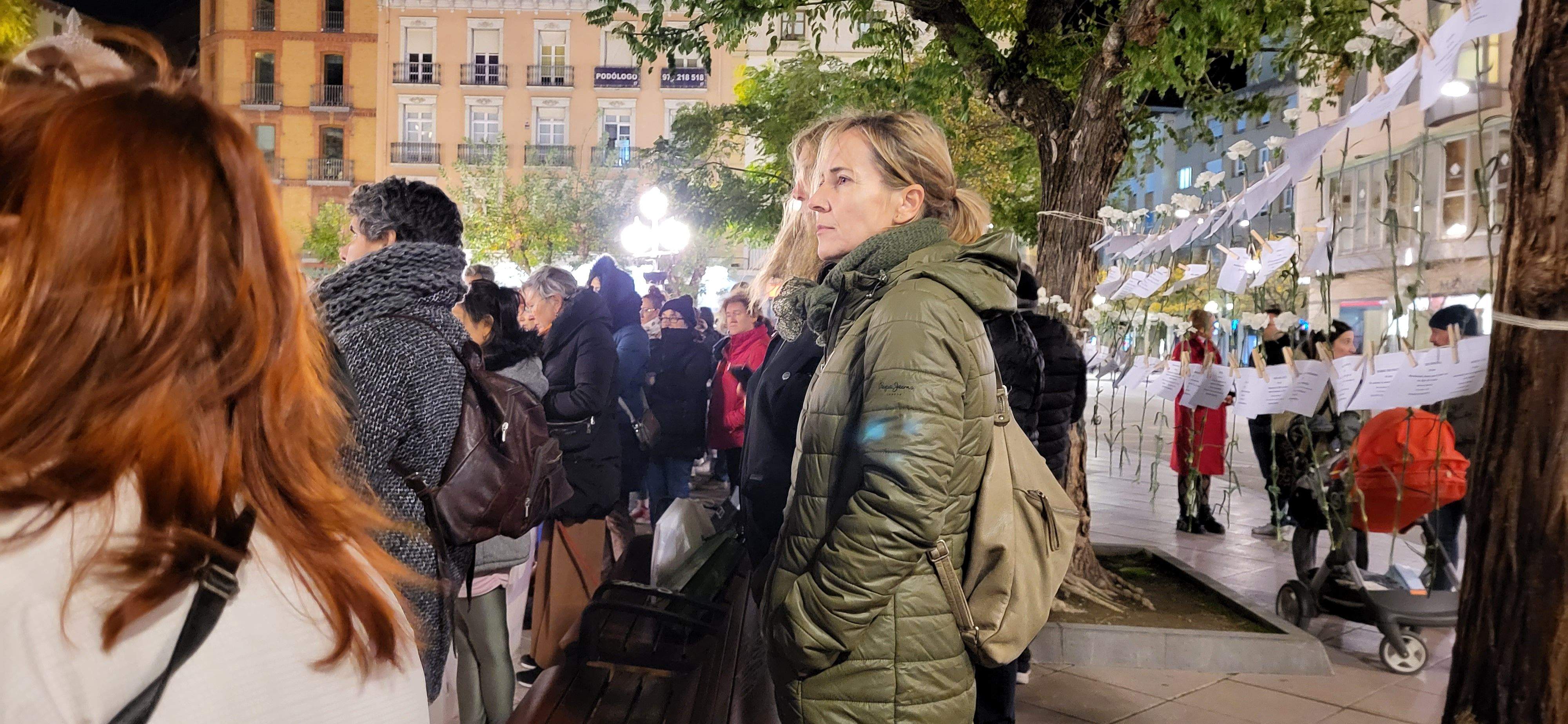 Concentración por el fin de la violencia contra las mujeres en Huesca