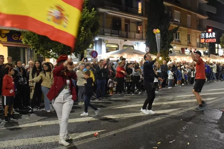 Concurso de carrozas en la primera jornada de las fiestas de Monzón.