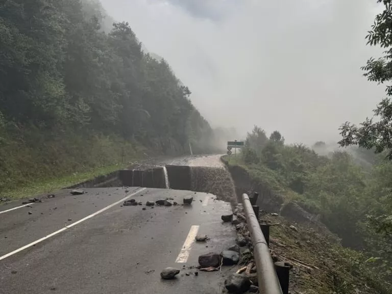 Estado de la carretera de acceso al Somport en la parte francesa.