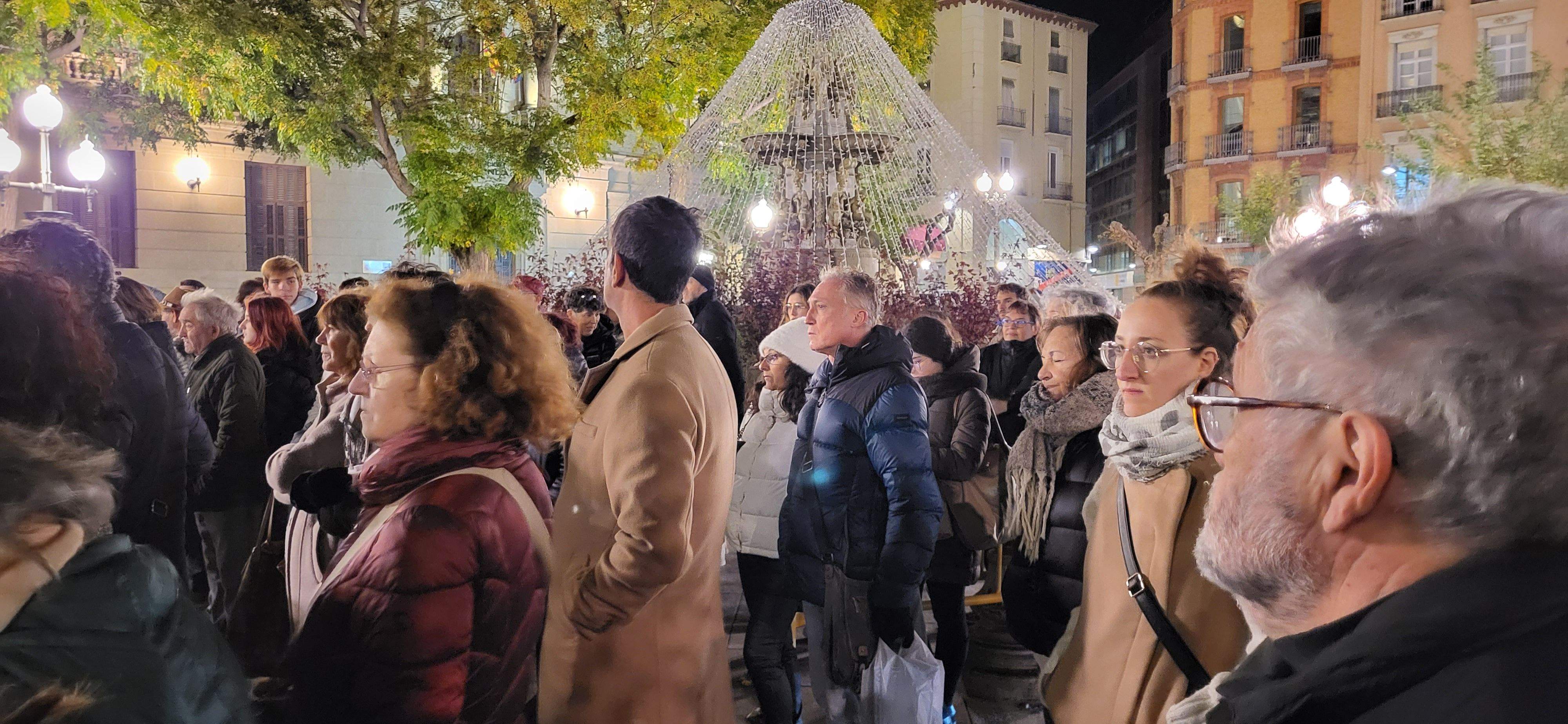 Concentración por el fin de la violencia contra las mujeres en Huesca