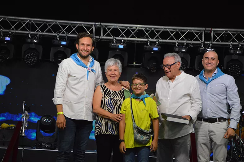 Homenaje de Monzón a sus Mayores.