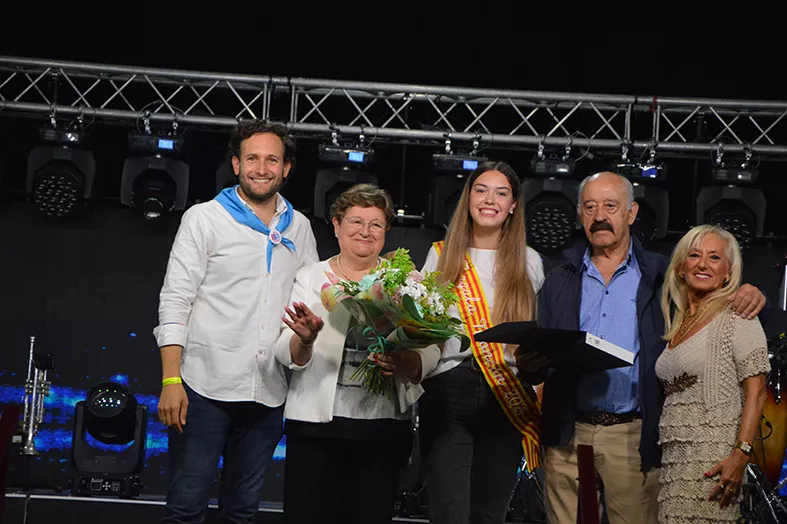 Homenaje de Monzón a sus Mayores.