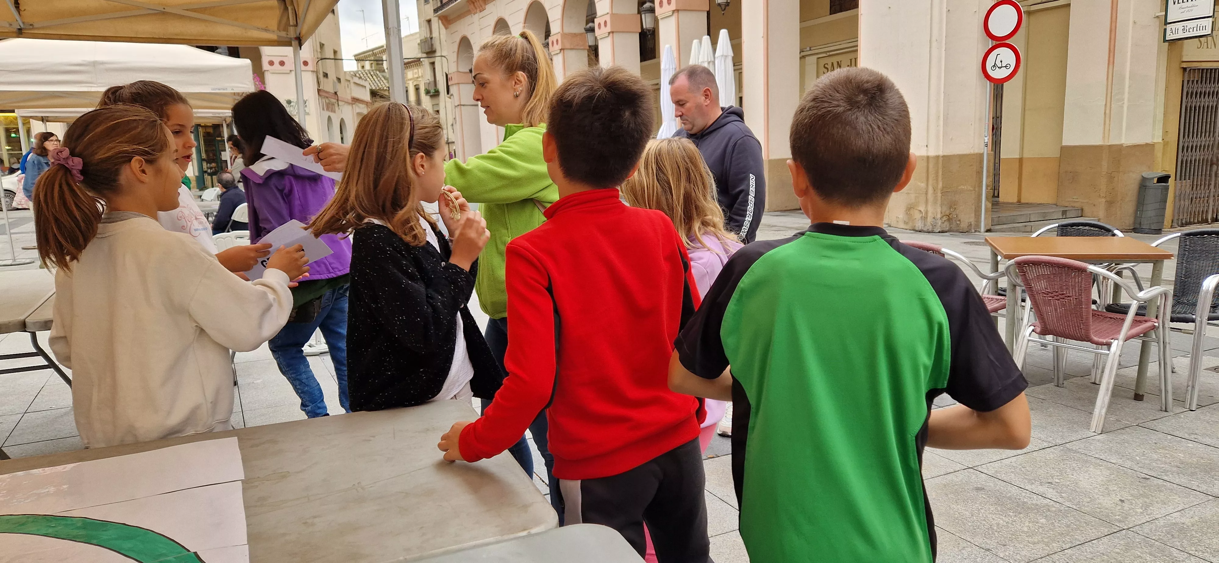 Jornada intergeneracional 2024 organizada por Alzhéimer Huesca. Foto Myriam Martínez