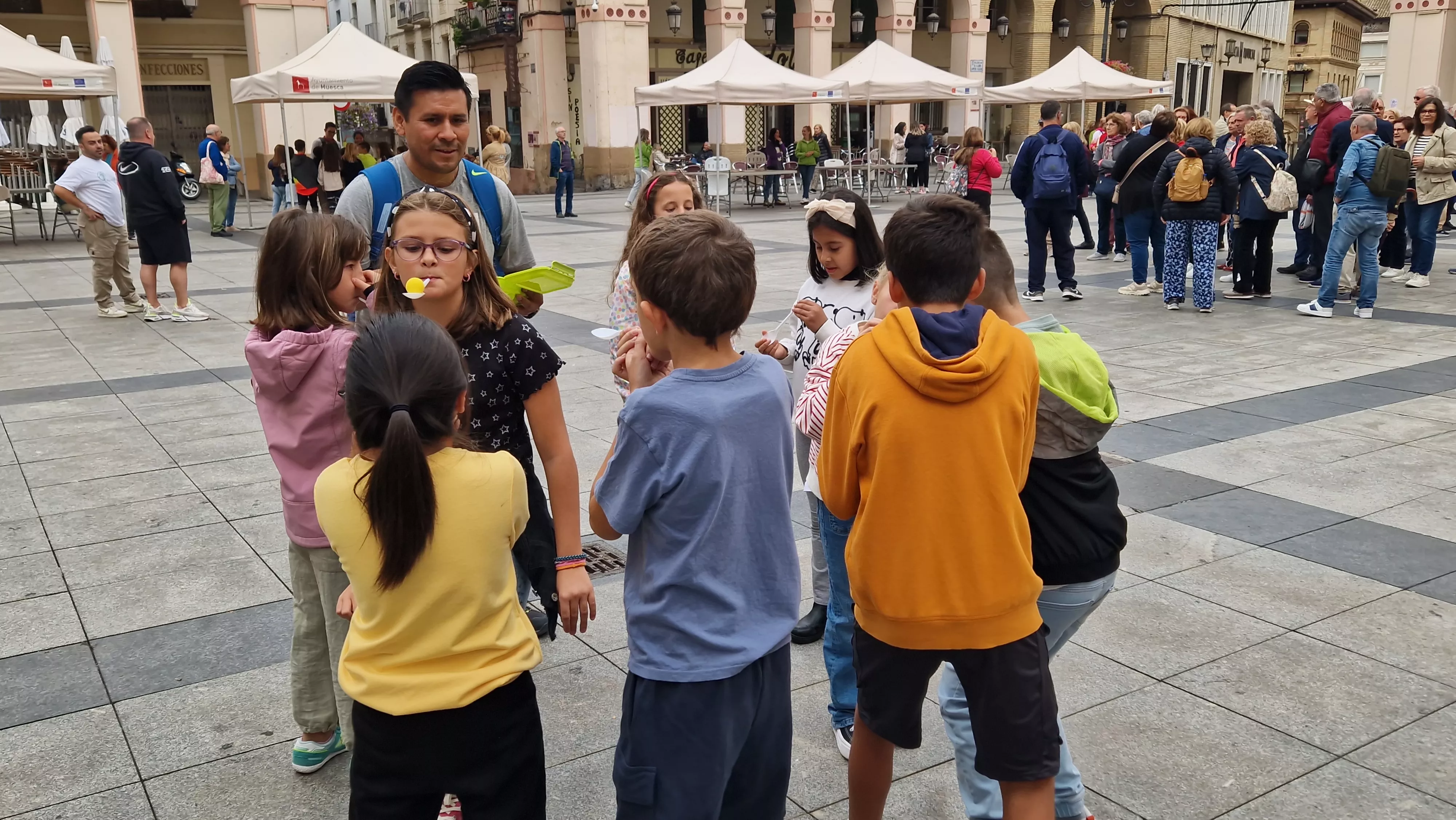 Jornada intergeneracional 2024 organizada por Alzhéimer Huesca. Foto Myriam Martínez 