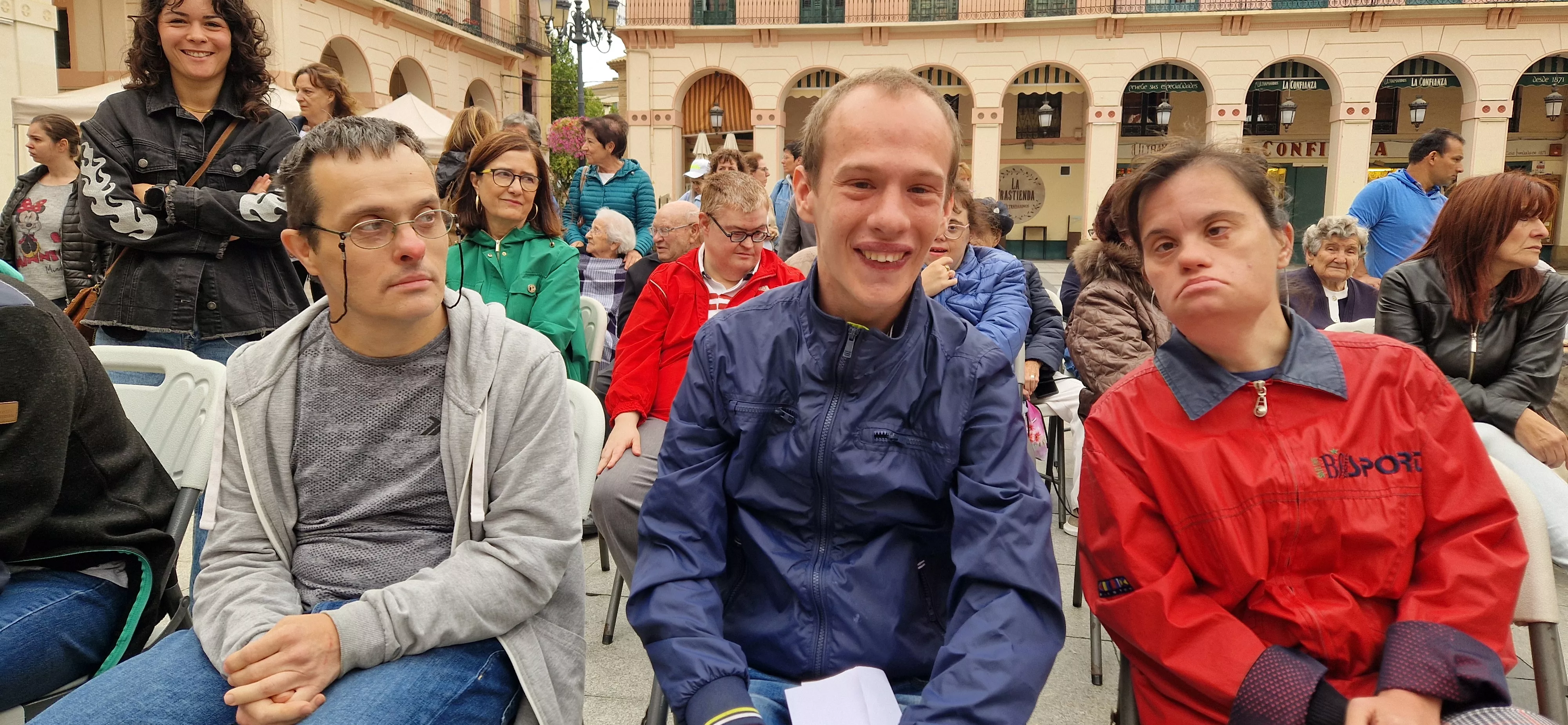 Jornada intergeneracional 2024 organizada por Alzhéimer Huesca. Foto Myriam Martínez 