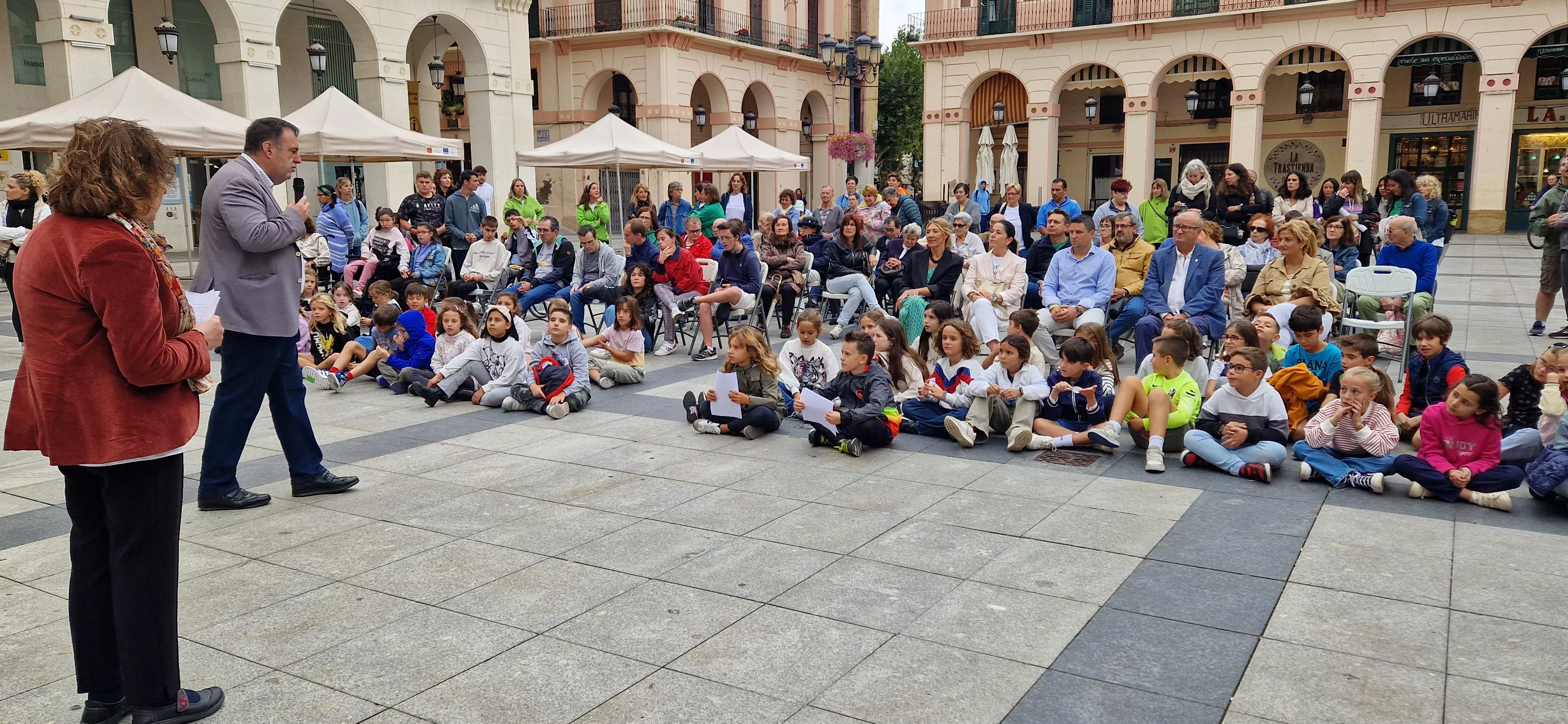Jornada intergeneracional 2024 organizada por Alzhéimer Huesca. Foto Myriam Martínez 