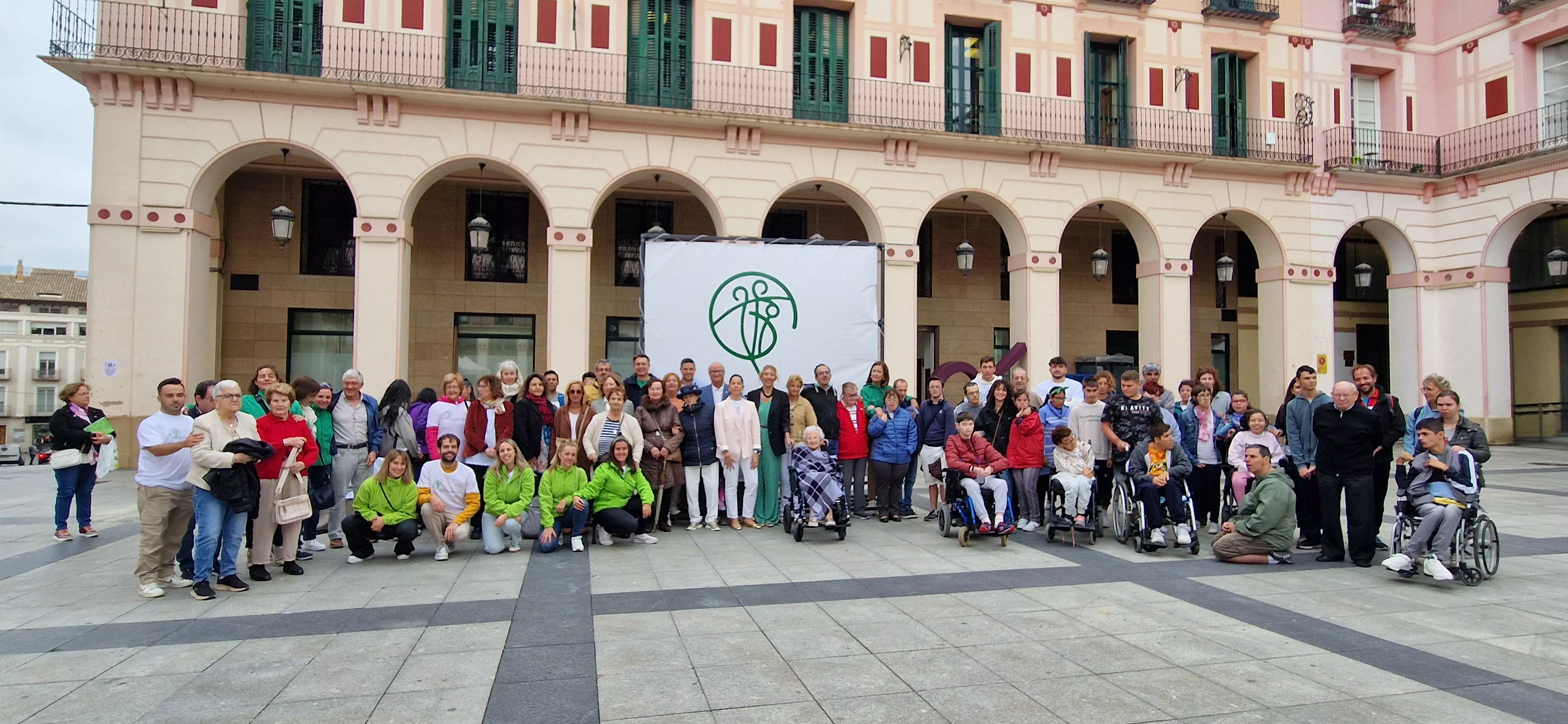 Acto celebrado por Alzhéimer Huesca este viernes, con motivo del Día Mundial Foto Myriam Martínez 
