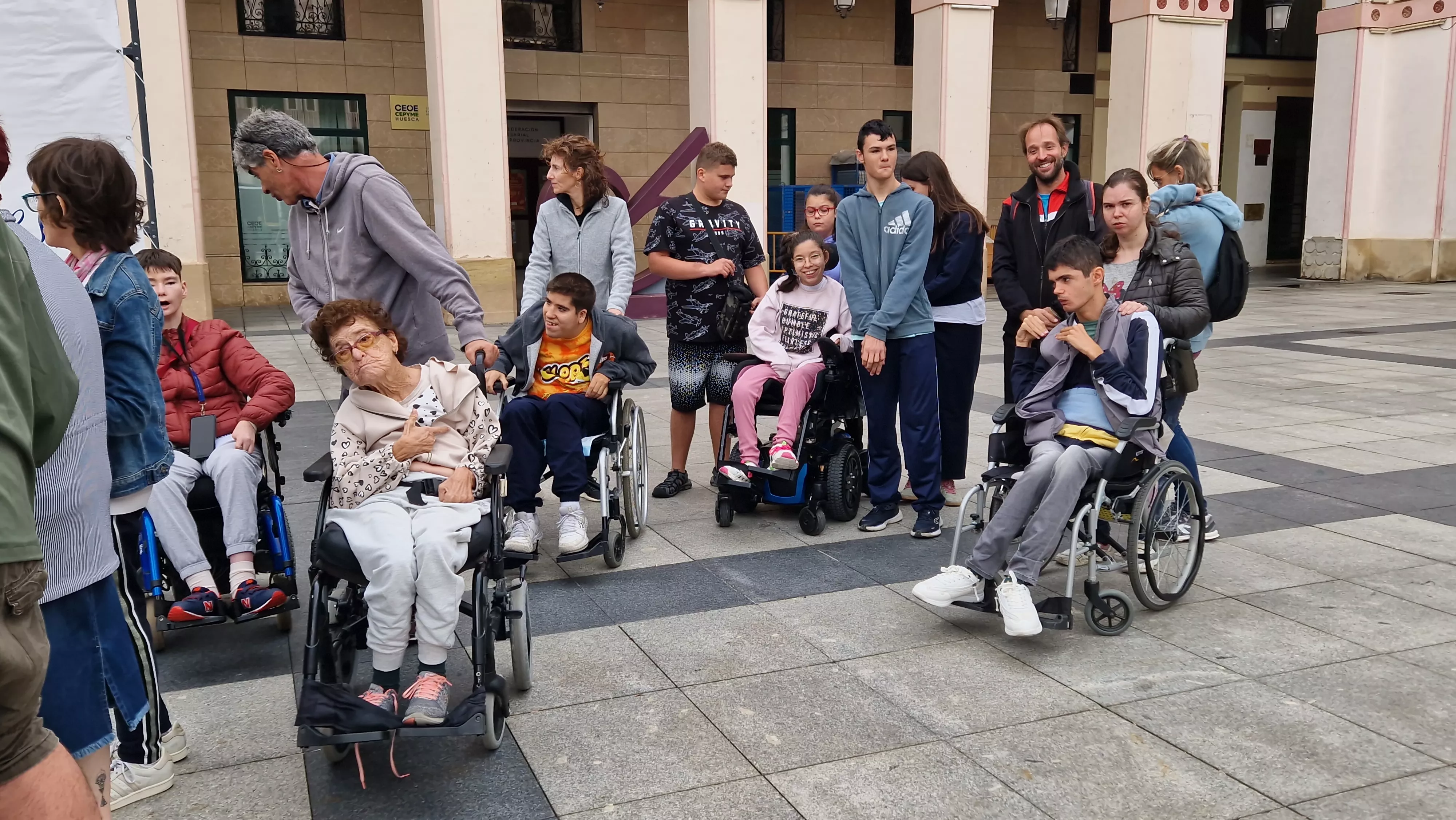 Jornada intergeneracional 2024 organizada por Alzhéimer Huesca. Foto Myriam Martínez 