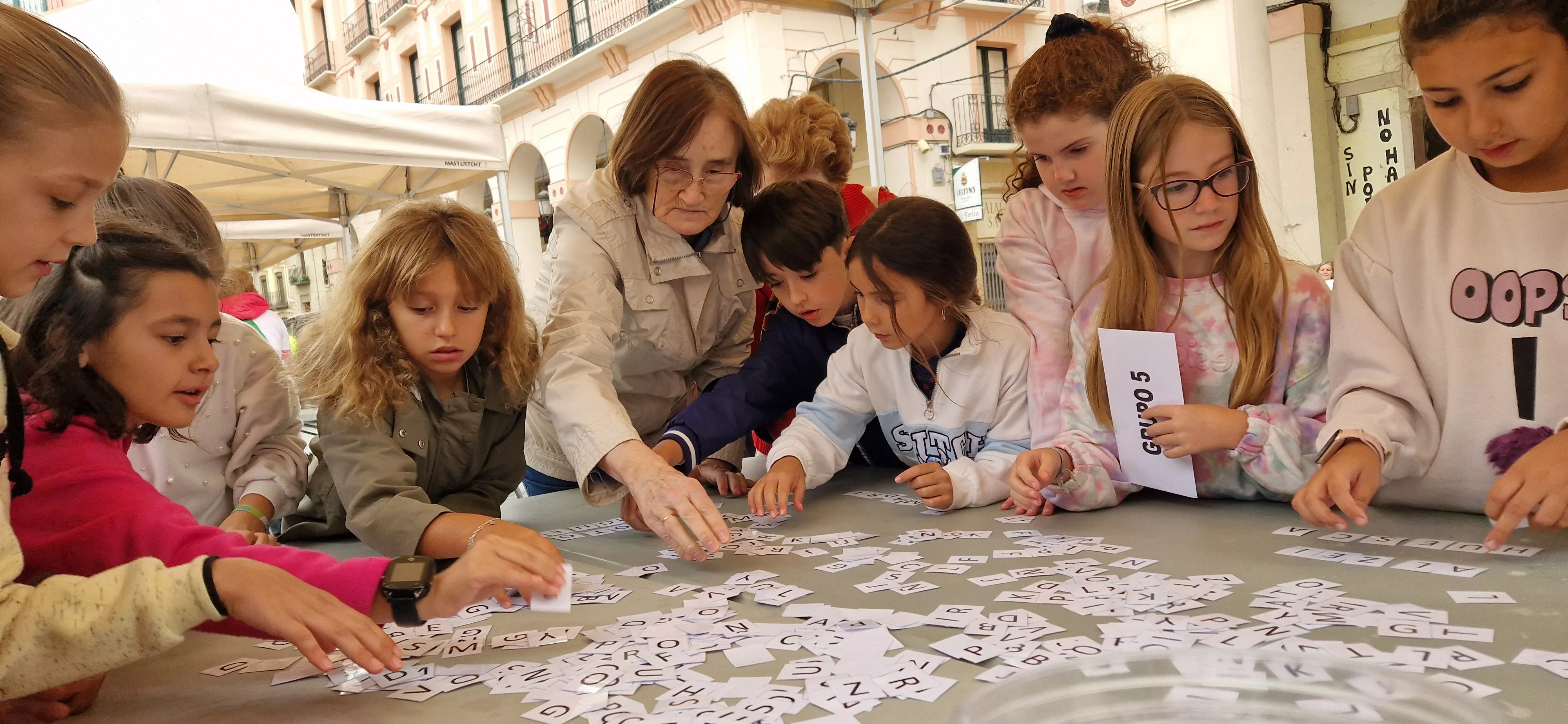 Jornada intergeneracional 2024 organizada por Alzhéimer Huesca. Foto Myriam Martínez 