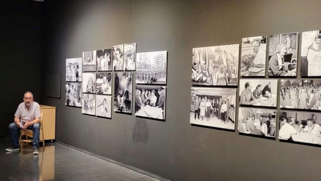 Víctor Ibáñez junto a parte de la muestra fotográfica. Víctor Ibáñez junto a parte de la muestra fotográfica.