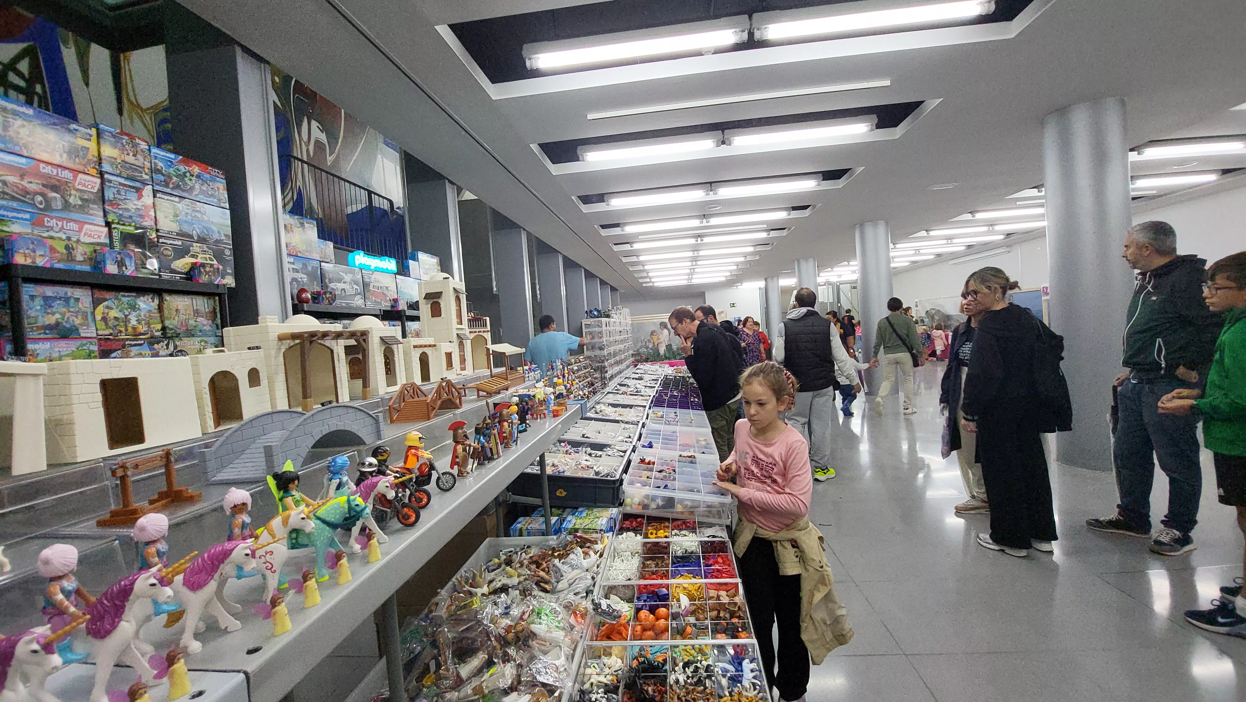 Exposición solidaria Playmobil en Huesca por la investigación del cáncer infantil. Foto Mercedes Manterola