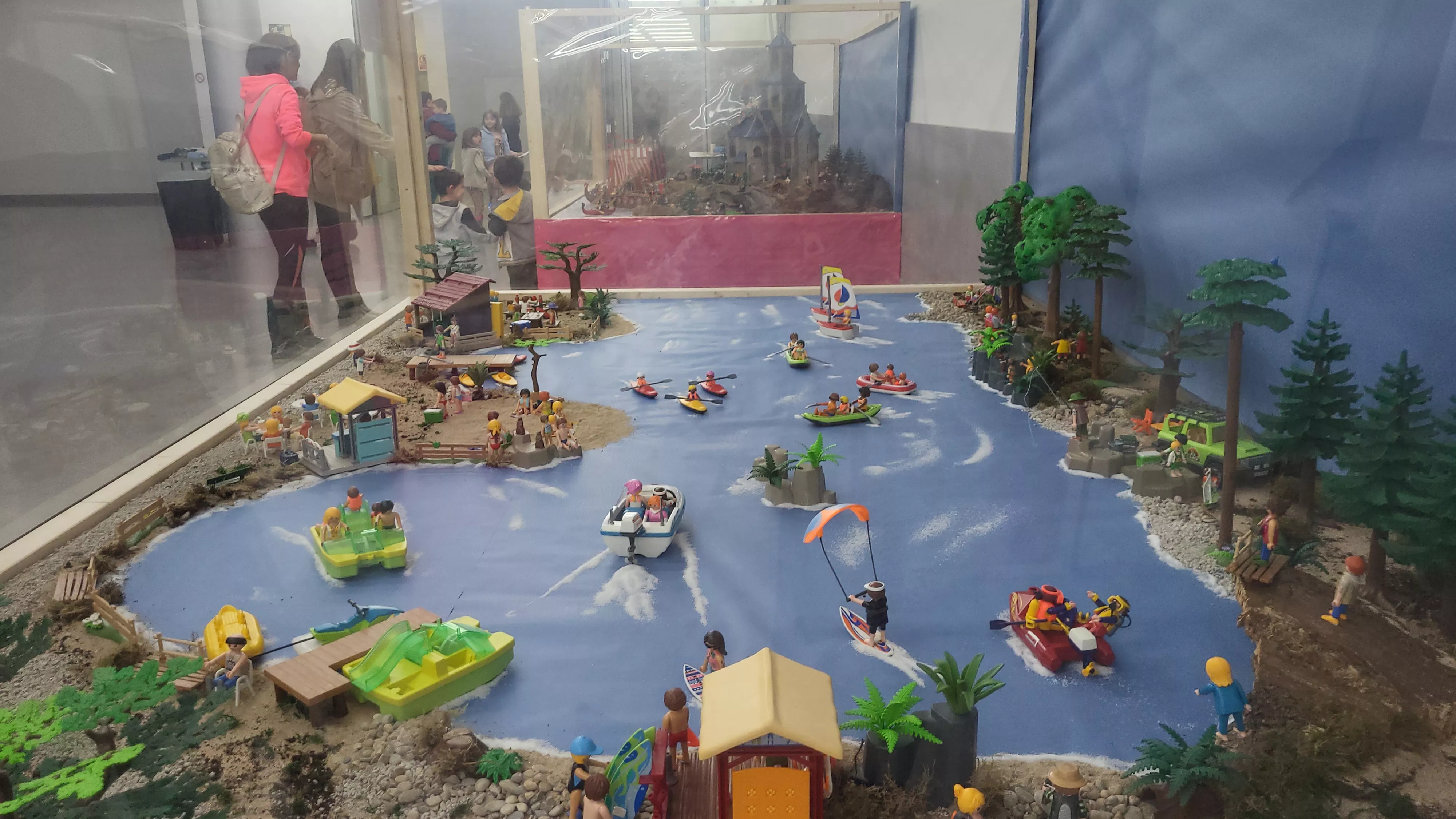 Exposición solidaria Playmobil en Huesca por la investigación del cáncer infantil. Foto Mercedes Manterola