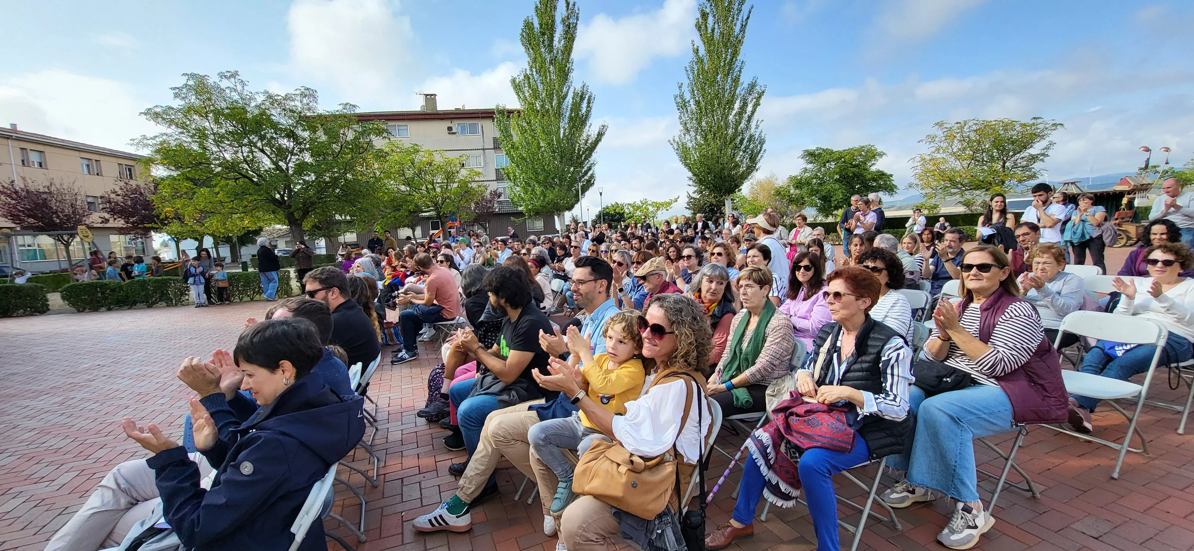  Feria Sin Condiciones celebrada en Gurrea de Gállego. Foto Mercedes Manterola