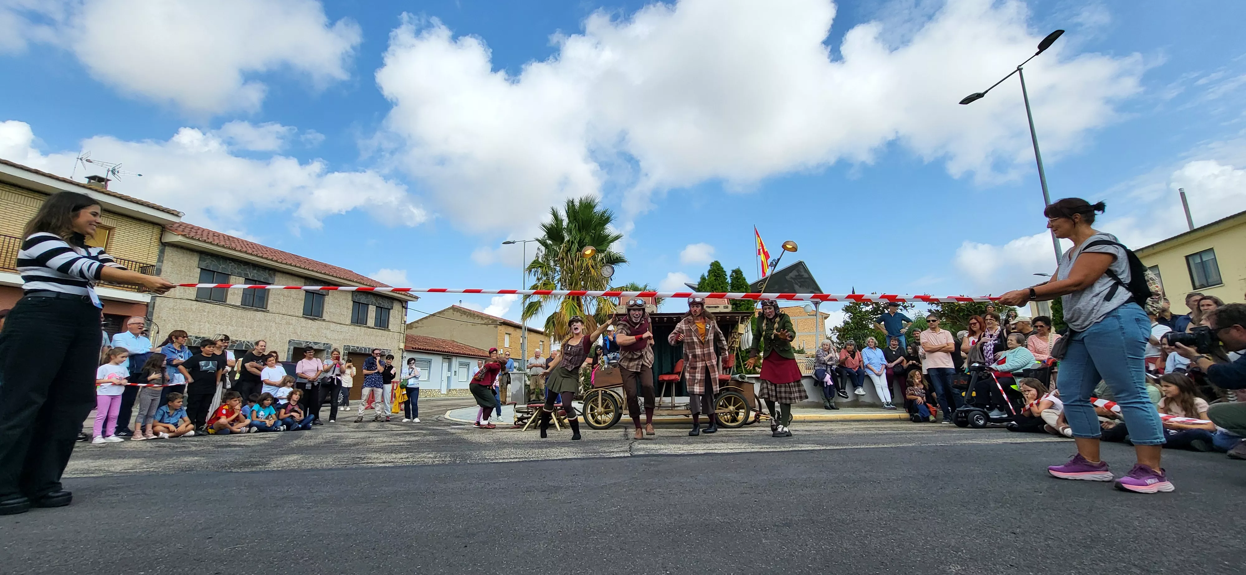 Feria Sin Condiciones celebrada en Gurrea de Gállego. Foto Mercedes Manterola