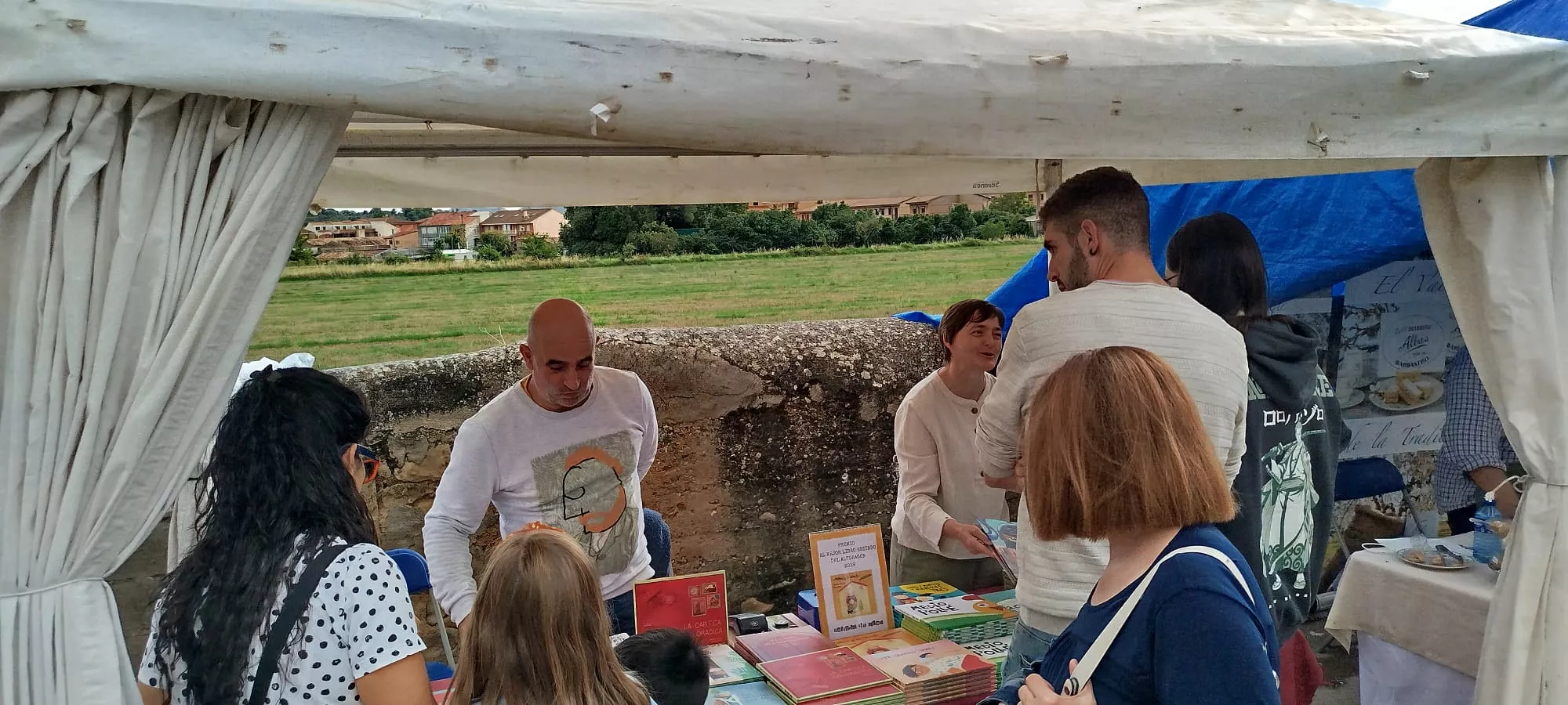 La  Feria de Alternativas Rurales del Prepirineo de Ayerbe celebra su XXVIII edición.