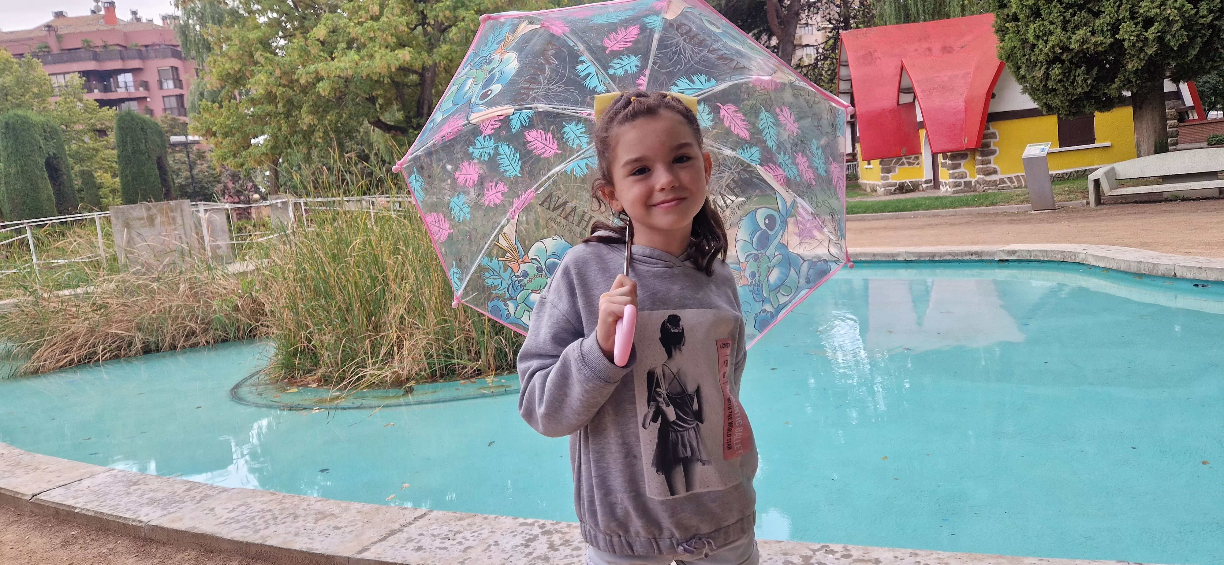 Noa Becerril quiere ser artista de mayor. Foto Myriam Martínez