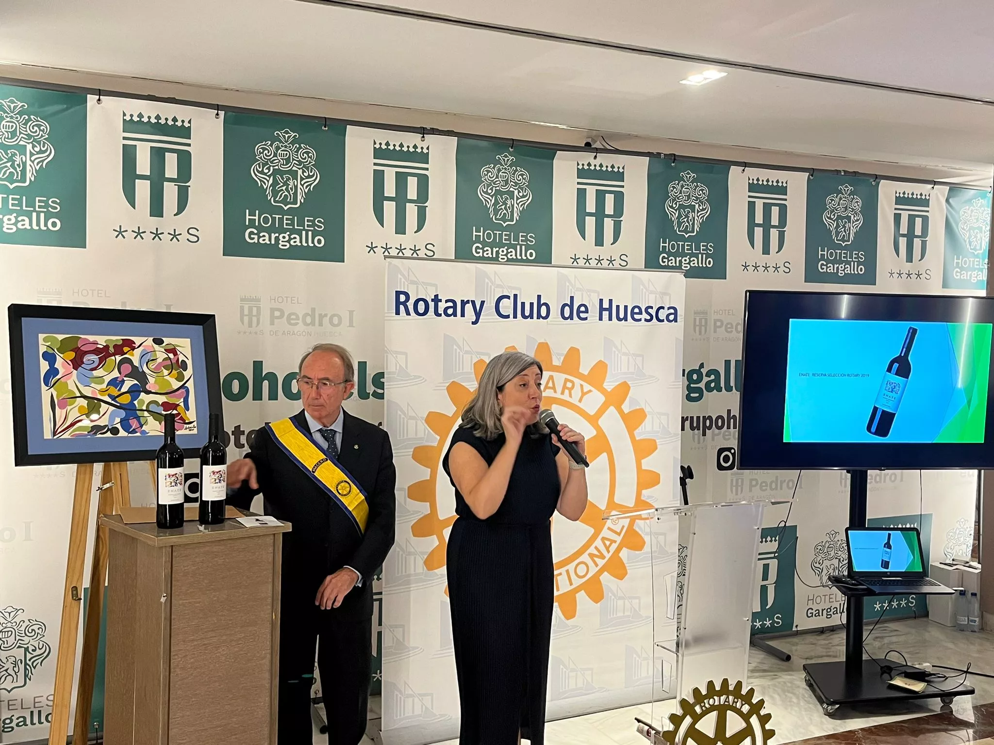 Presentación del Vino Solidario de Enate del Rotary Club